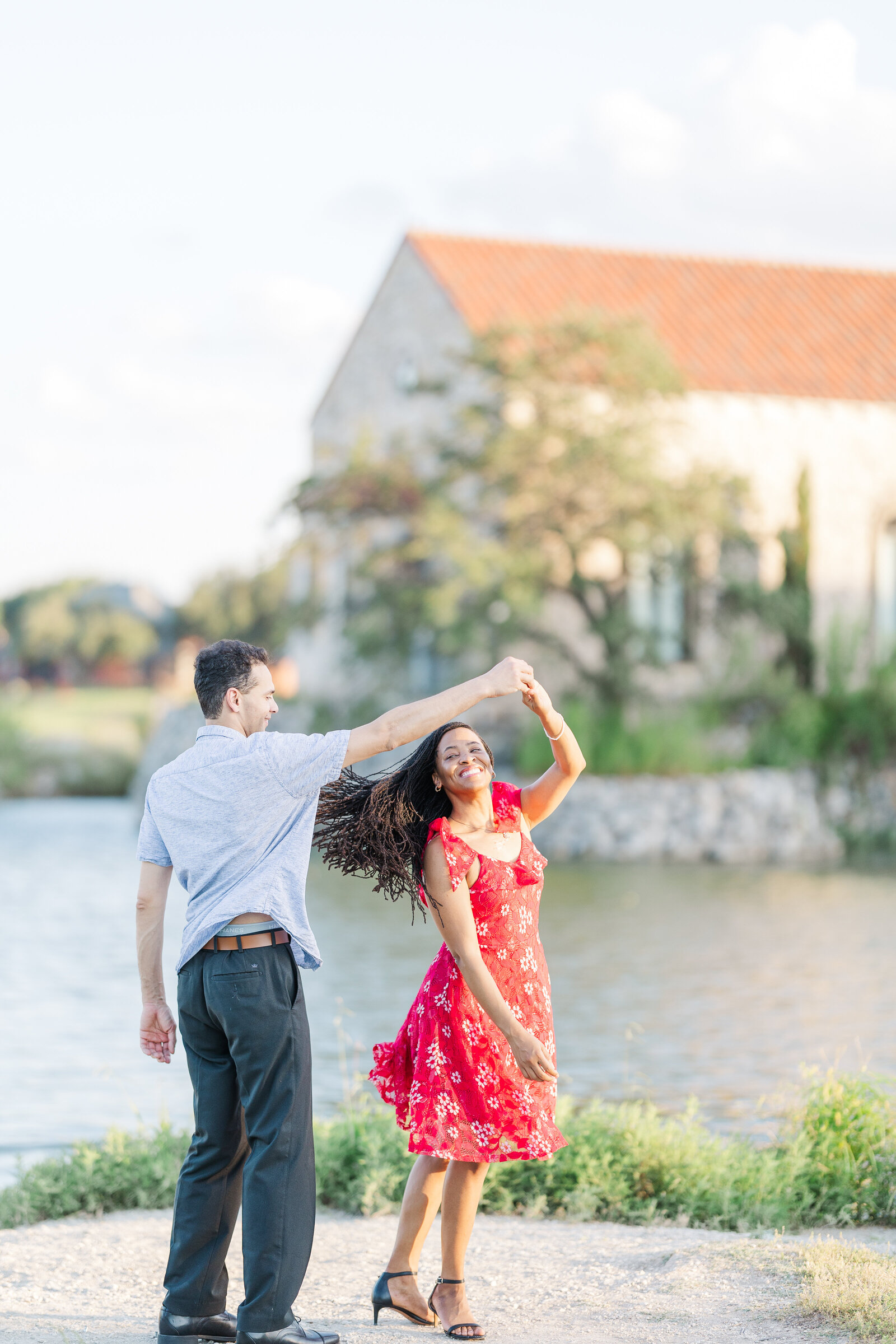 Engagement-photographer-for-dallas-couples