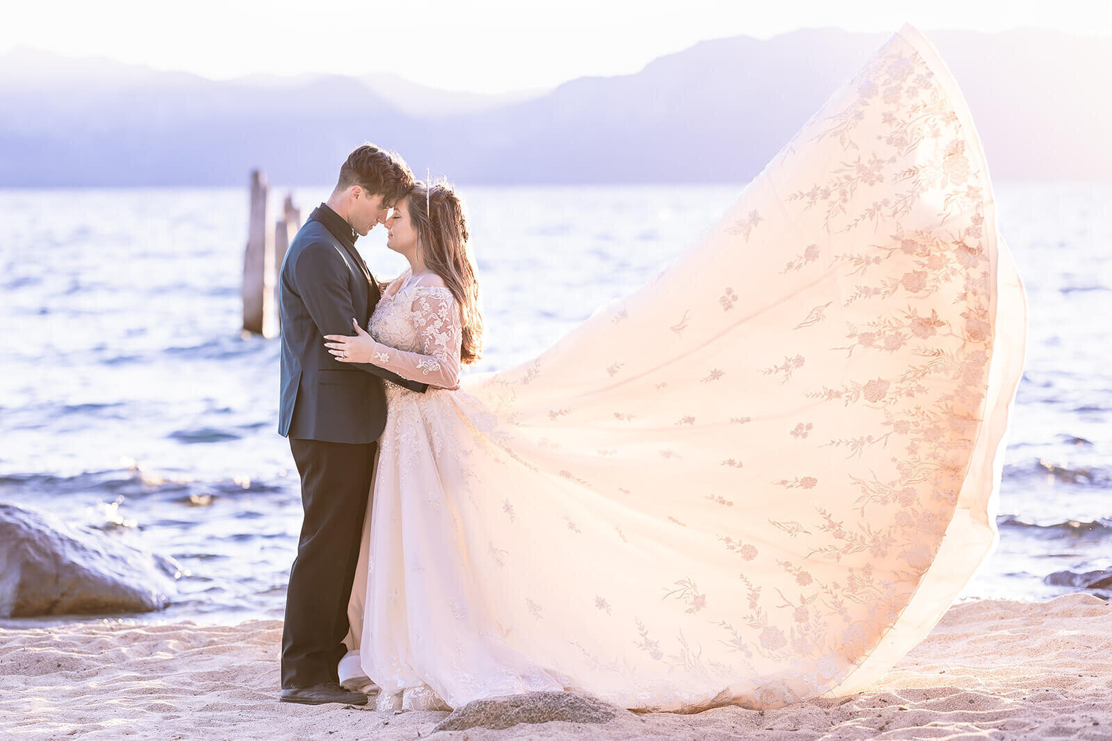 PJ's Crossing Wedding - Lake Tahoe - Destination Wedding Florist - Autumn Marcelle Design x LXN Photography (1)