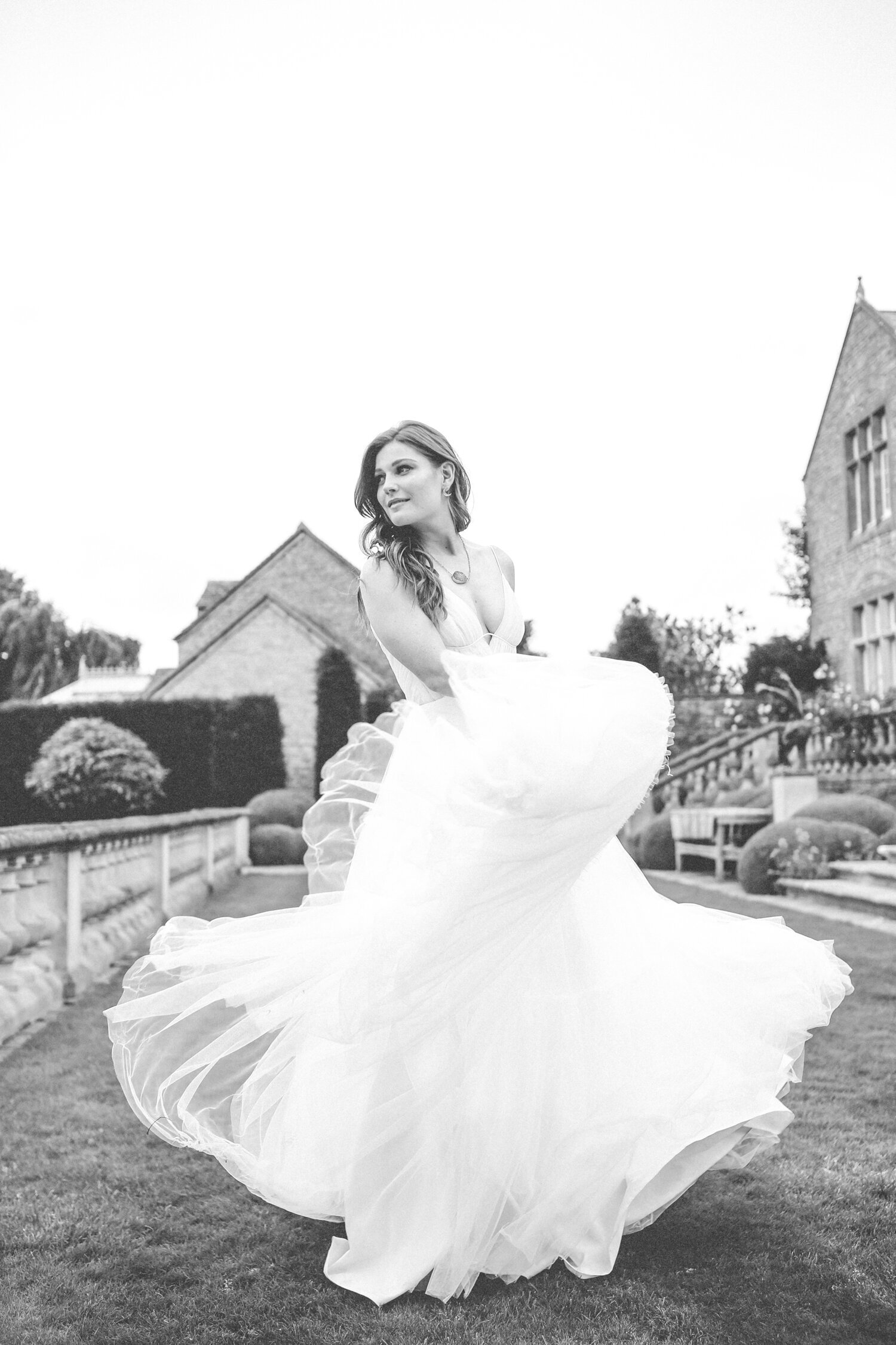 euridge-manor-bride
