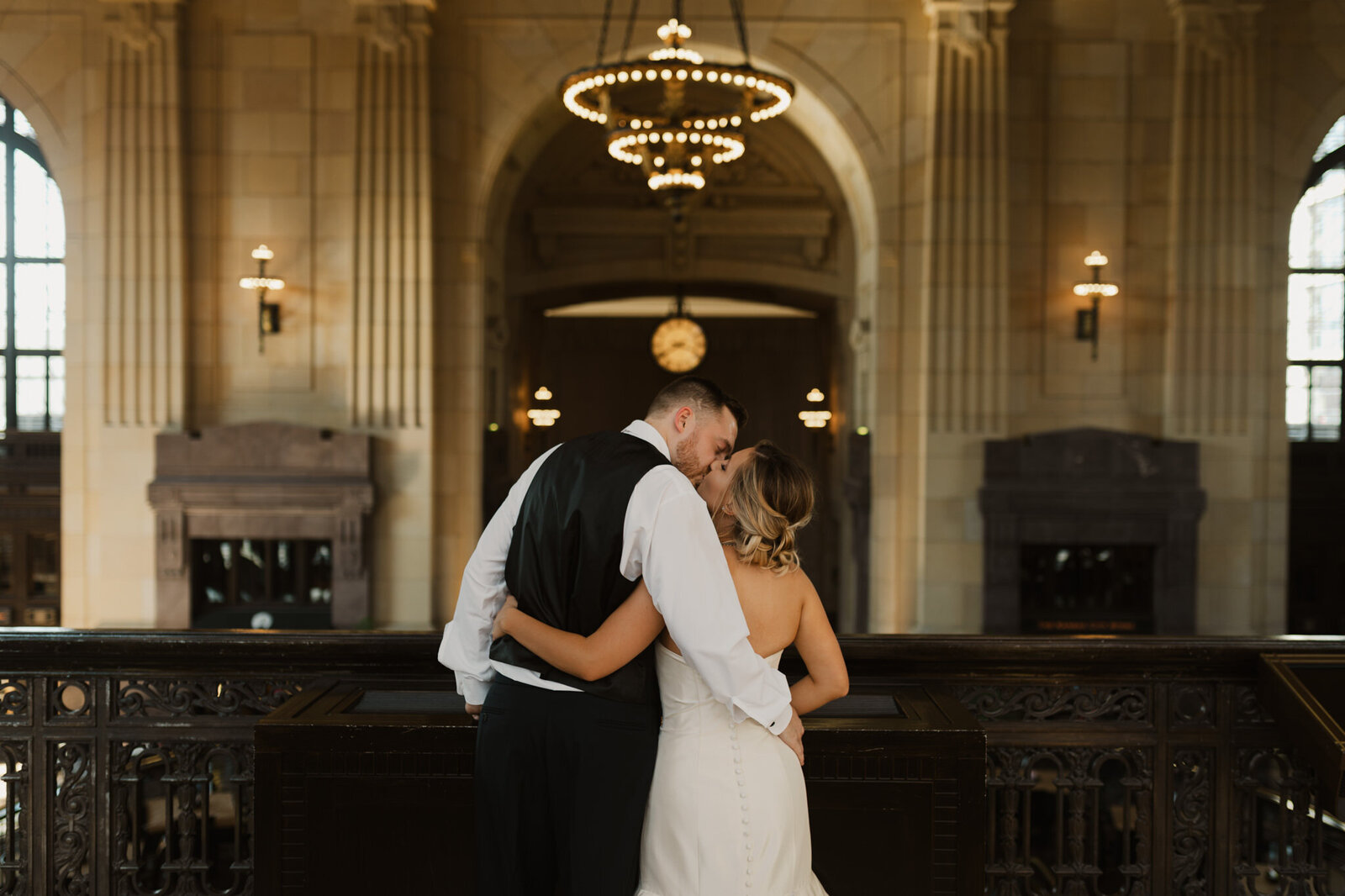 Luxury-Documentary-Wedding-Photographer-10