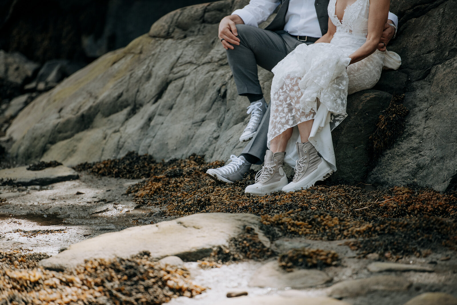 love-is-nord-photographe-mariage-intime-elopement-wedding-tadoussac-fjord-du-saguenay-0001-5