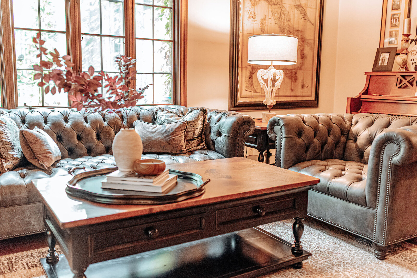 7Elements_Classic_Living_Room03