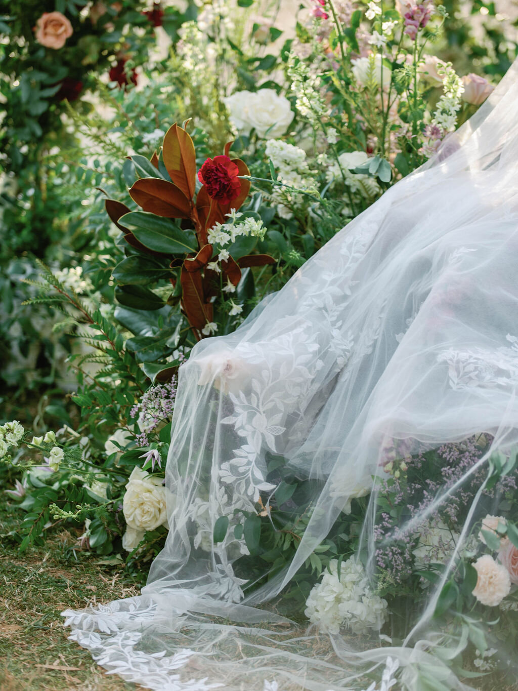 57_Kate Campbell Floral Whitehall Manor tented Winter wedding by Anna and Mateo photo Ceremony