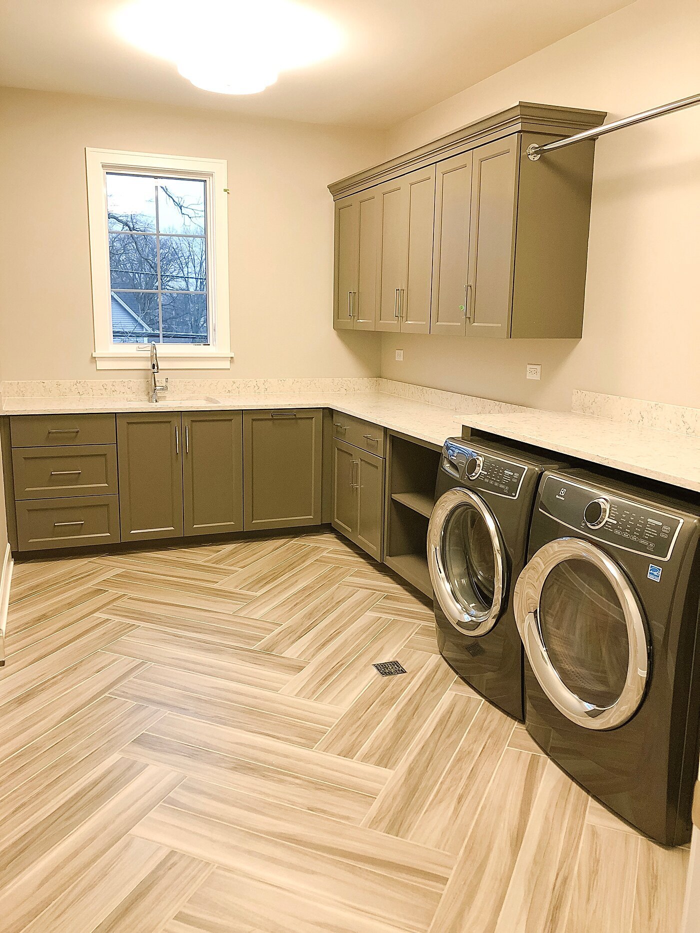 Laundry Room 4