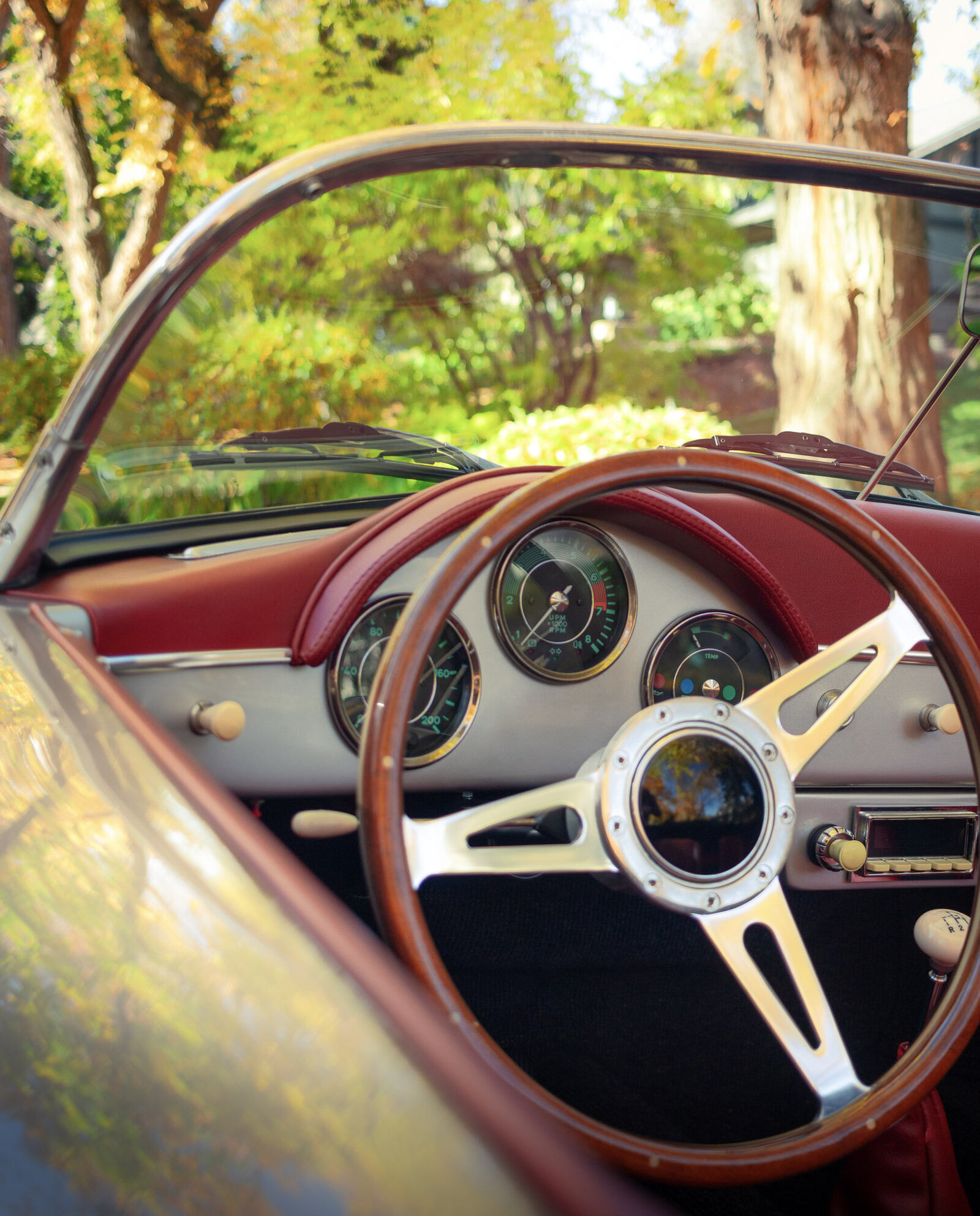 Vintage Porsche Rental for Your Wedding in Calgary