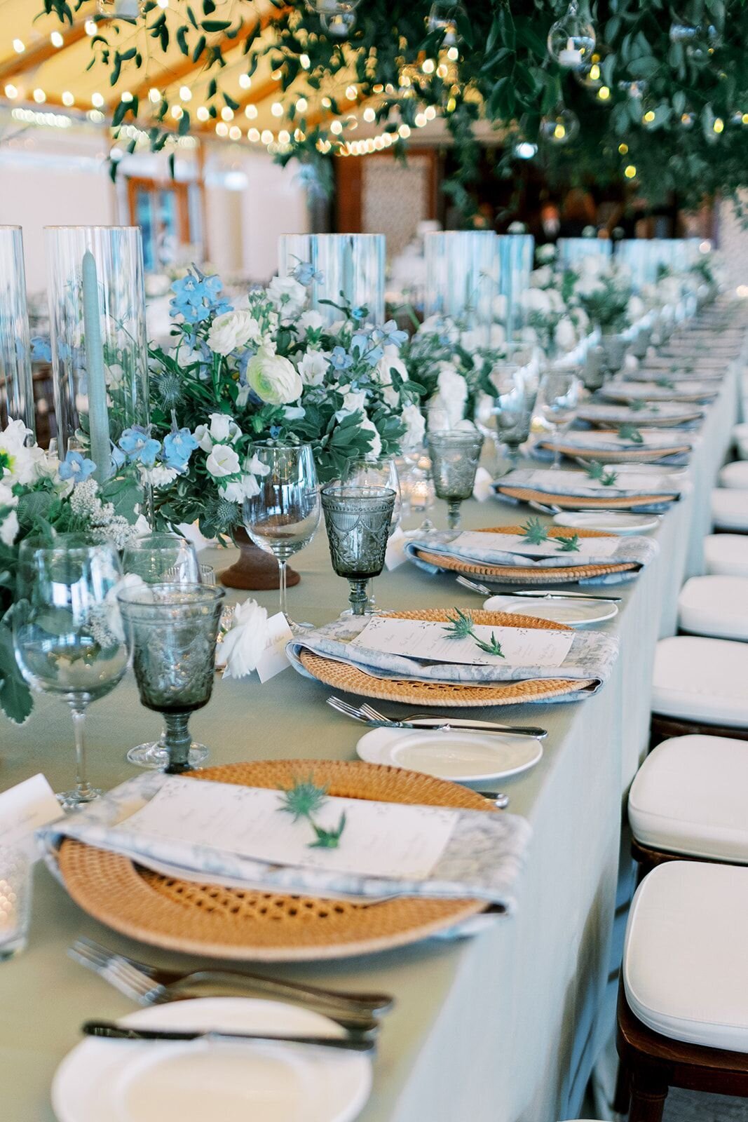 leila-james-events-newport-rhode-island-luxury-wedding-planner-castle-hill-inn-venue-emily-march-payne-wedding-photographer-VaughanWedding_0829 copy 2