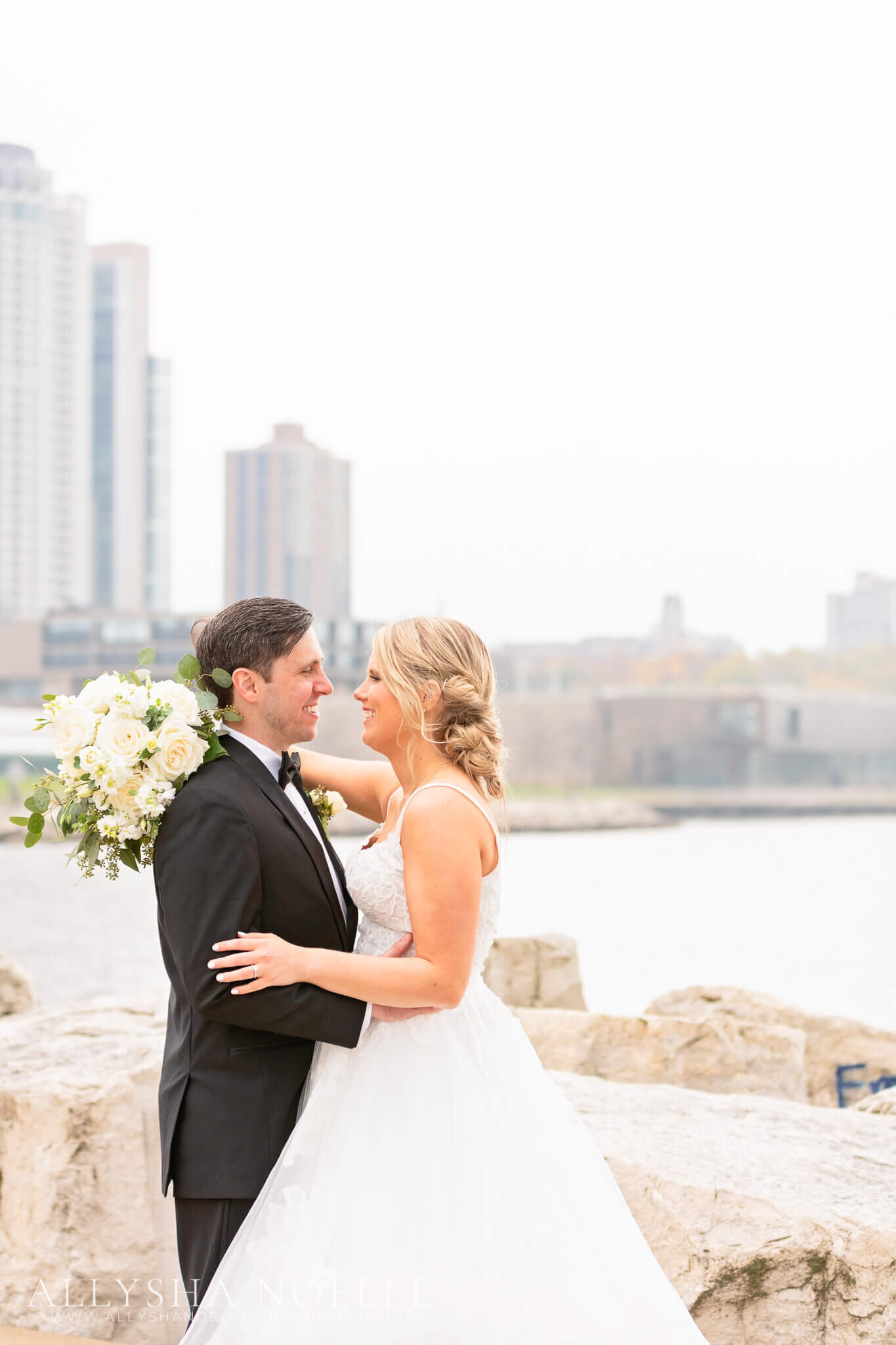 Wedding-at-The-Factory-on-Barclay-in-Milwaukee-0387