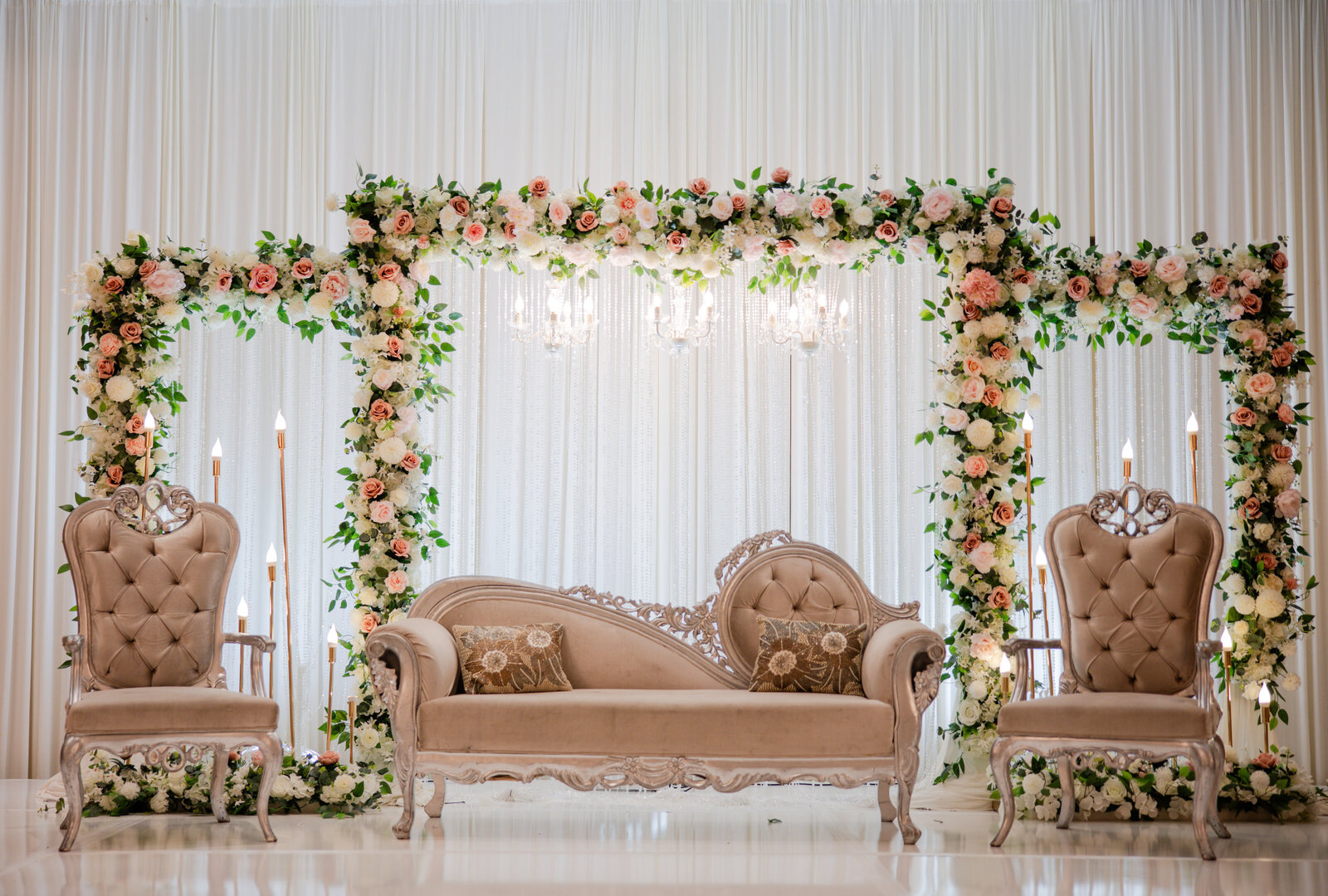 Crystal-banquet-decor-details