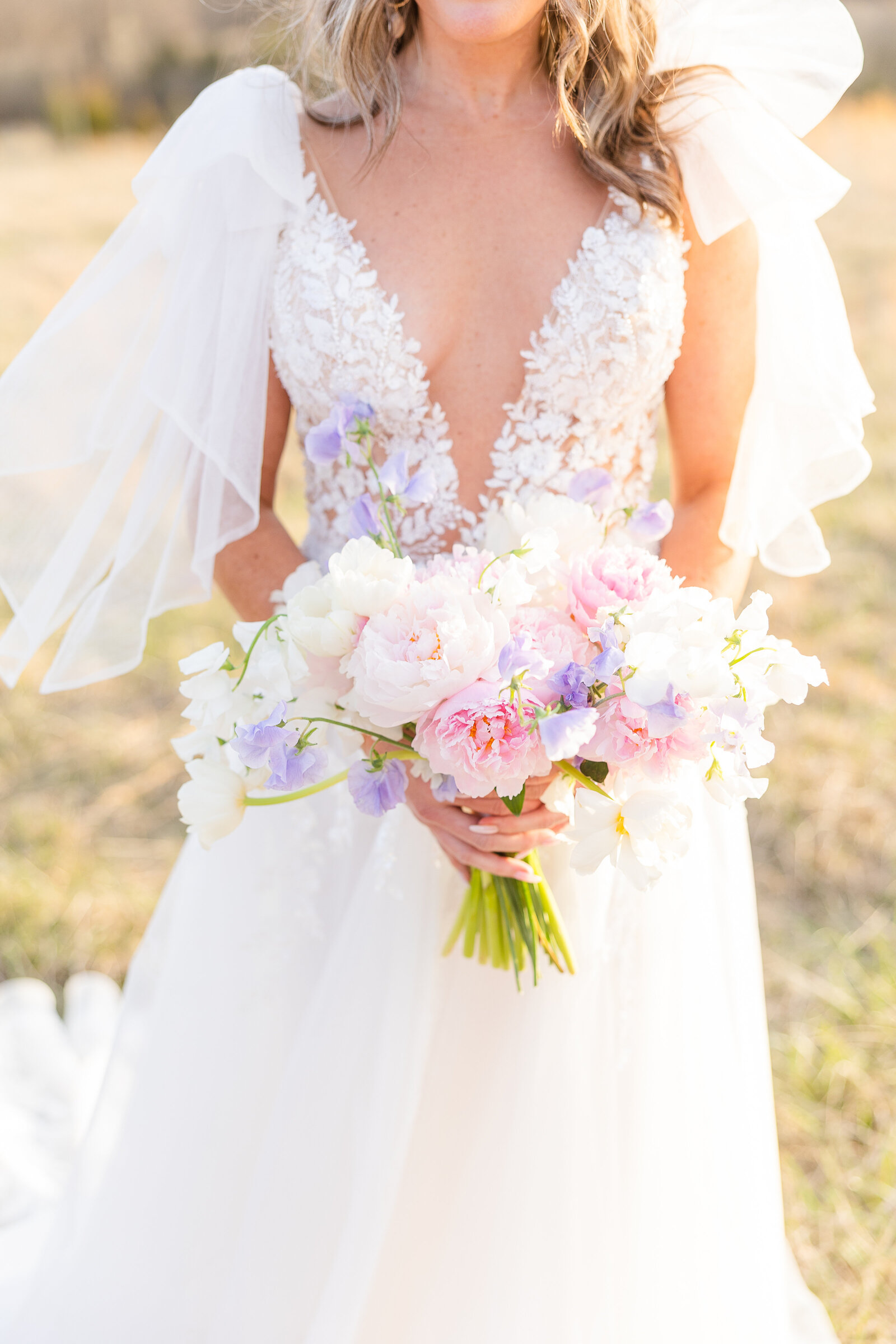 Bidal portraits in Westwind Hills wedding venue St. Louis Missouri