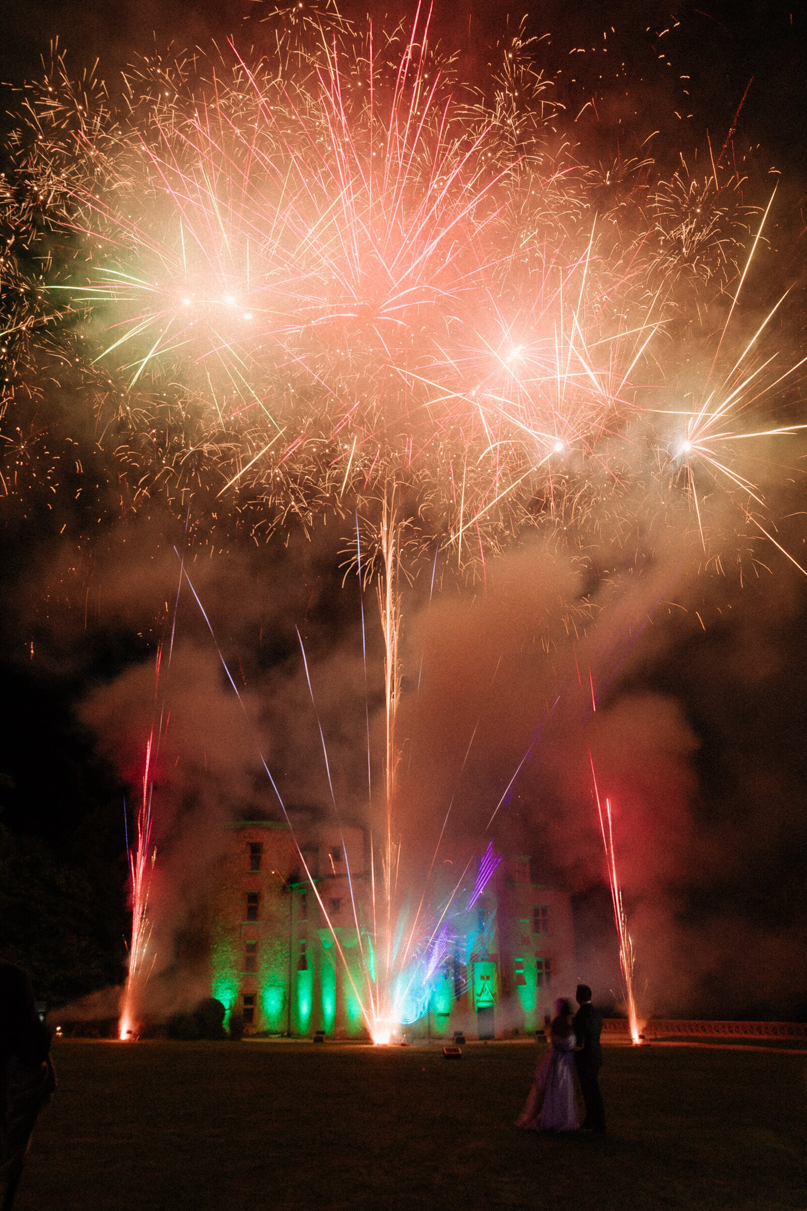 AI-Chateau-StMartory-Camila-Garcia-destination-wedding-photographer-15