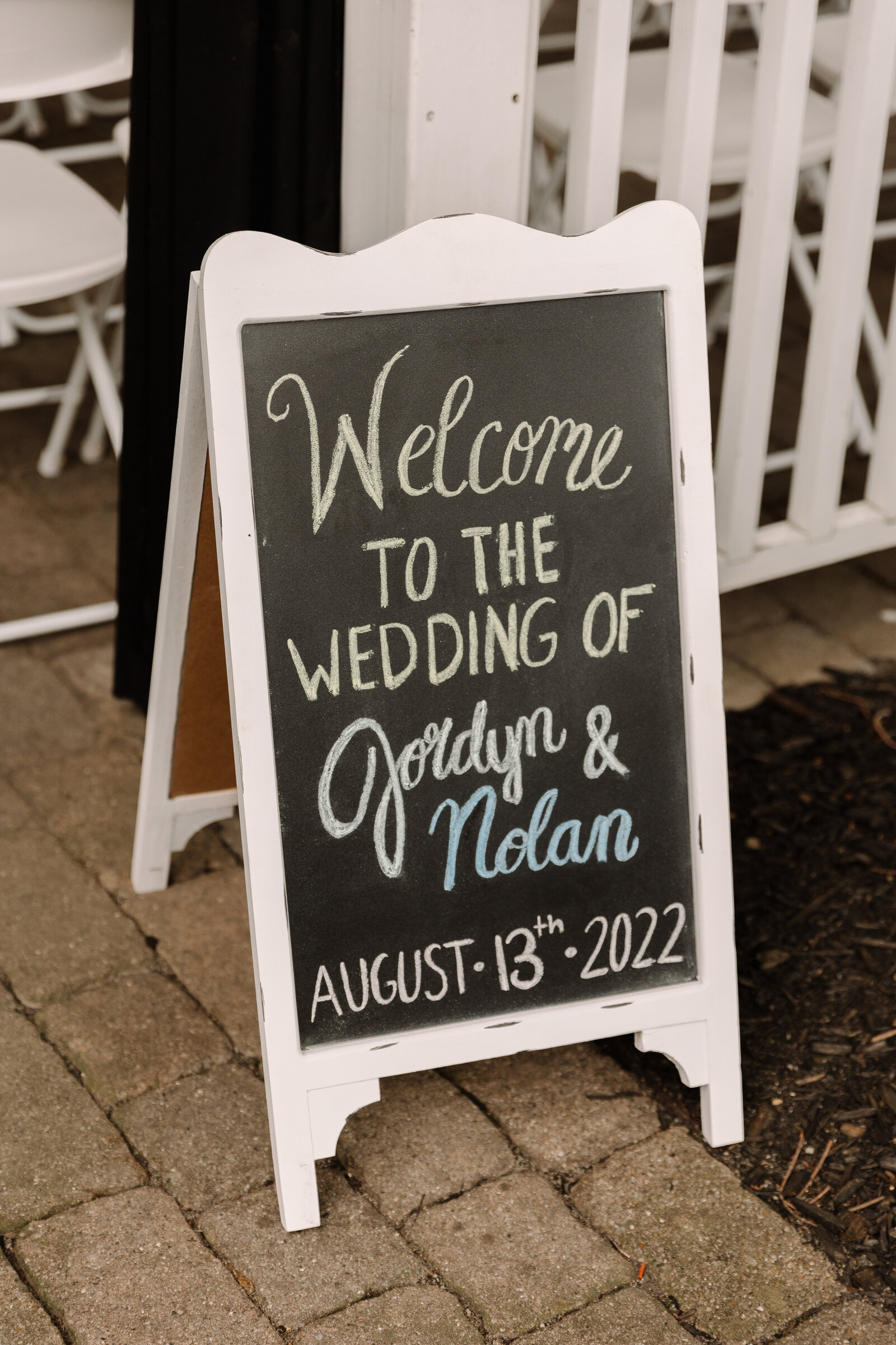 Jordan-Nolan-Ann-Arbor-Saline-Wellers-Carriage-House-Wedding-Preview-41