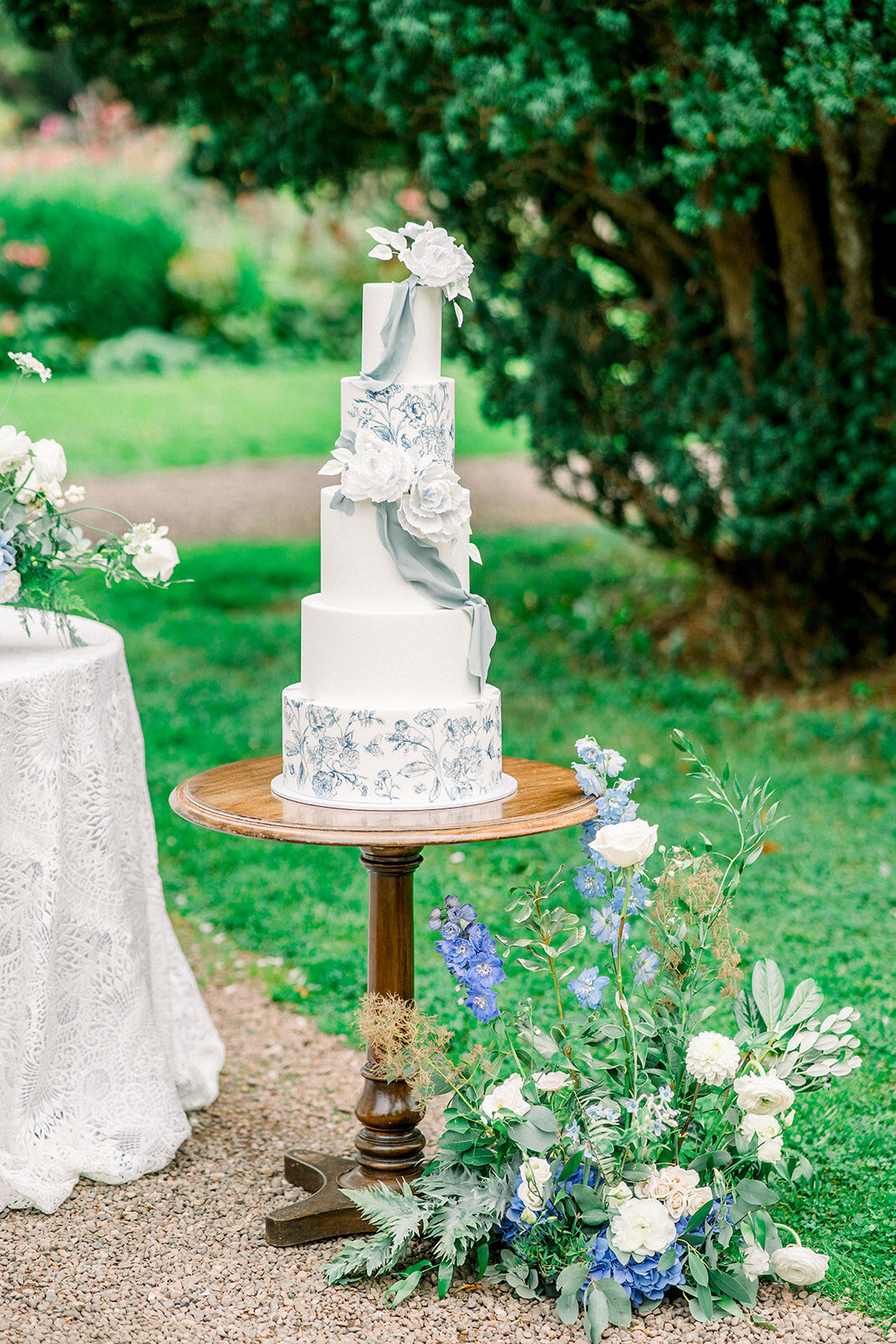 Stunning Hand Painted Wedding Cake at Castle Leslie, Ireland