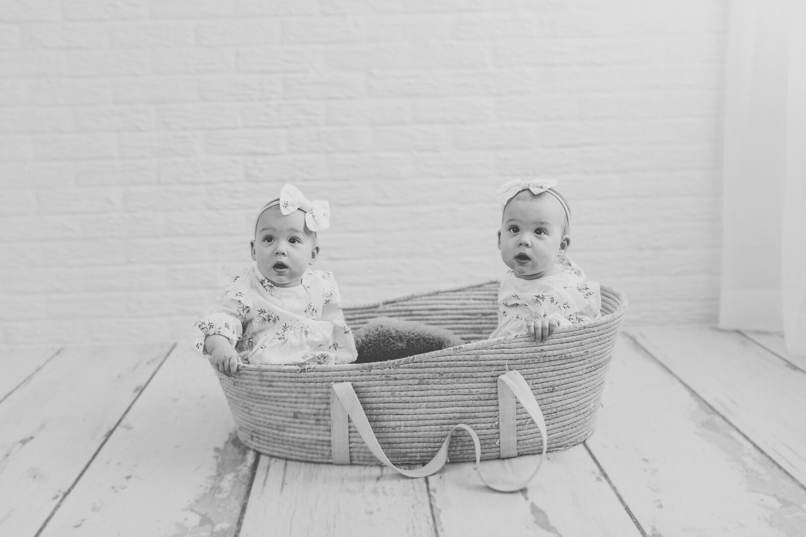 twin cake smash _ Ottawa baby photographer-3