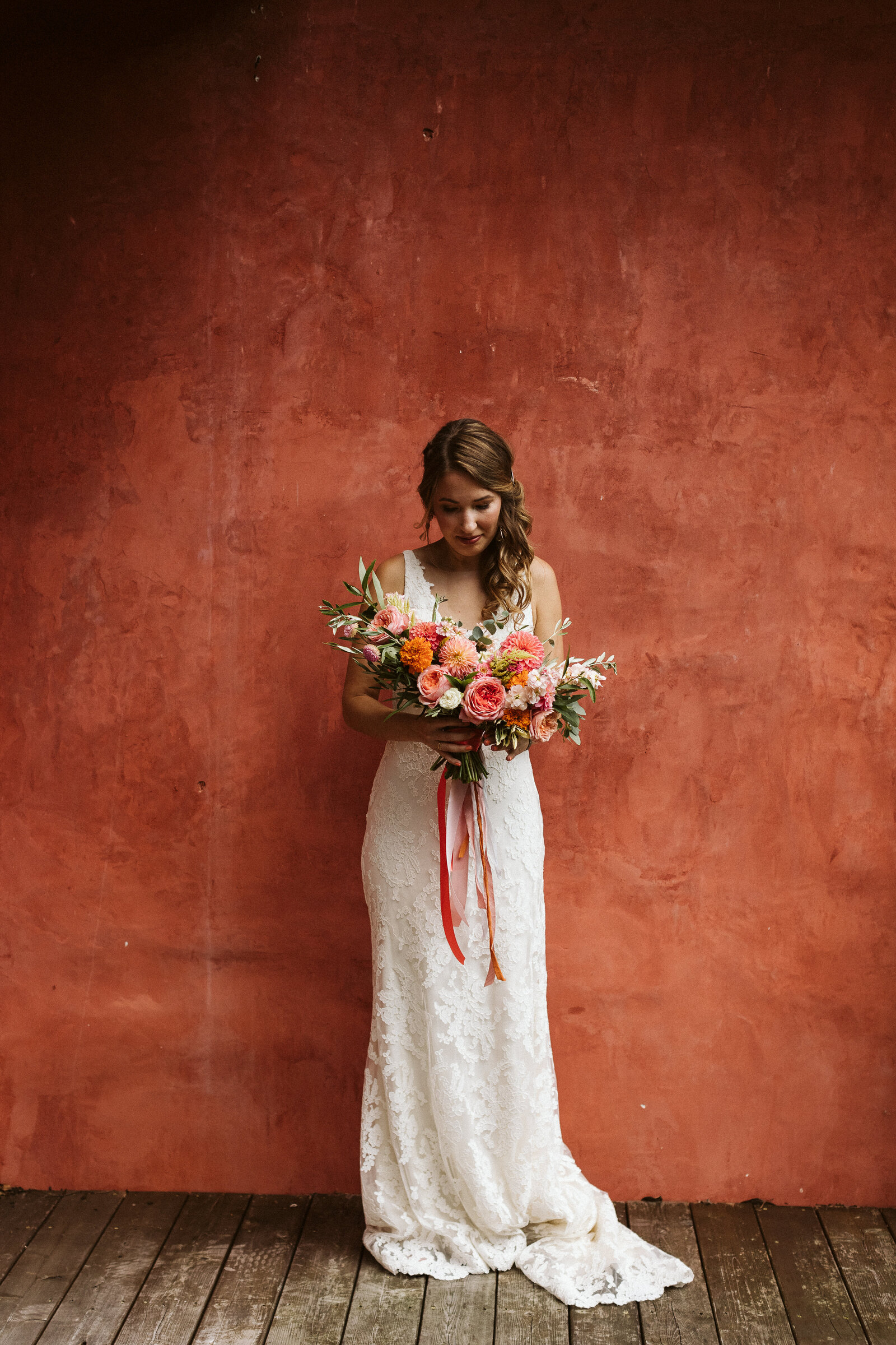 Zigbone-Farm-Retreat-Maryland-wedding-florist-Sweet-Blossoms-bridal-bouquet-Emily-Gude-Photography9