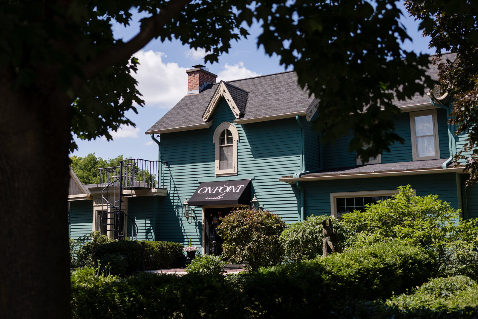 YJP-OnPoint-Interior-6