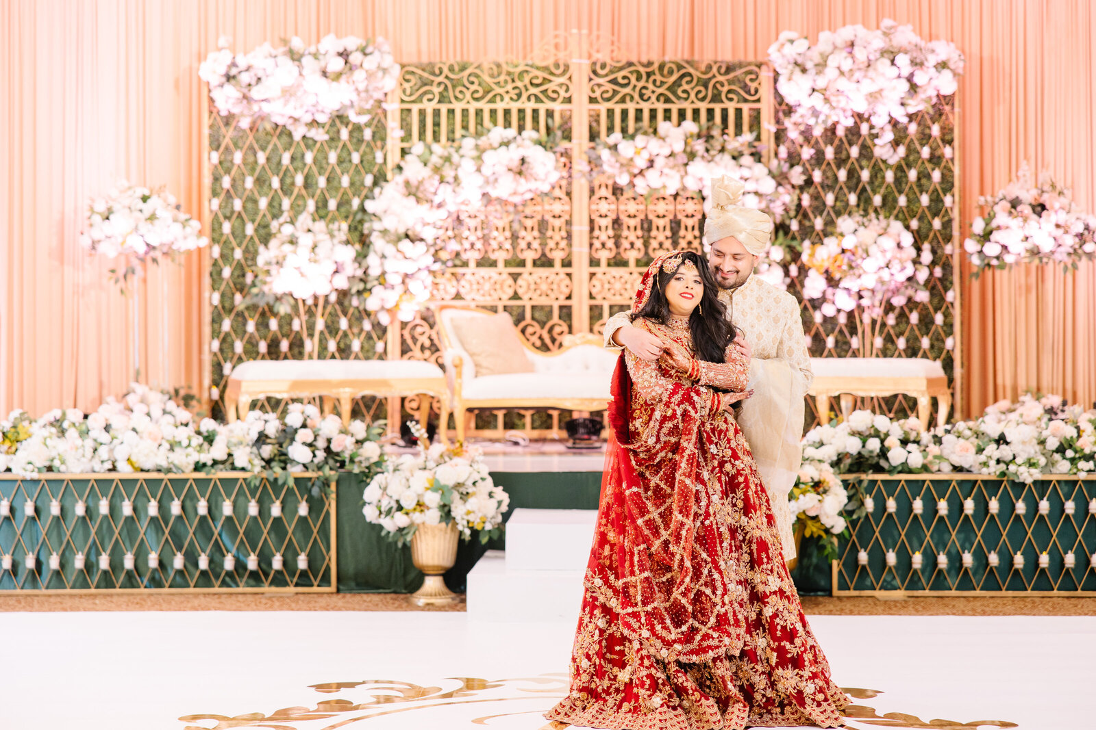 Bride-photography-at-crystal-banquet
