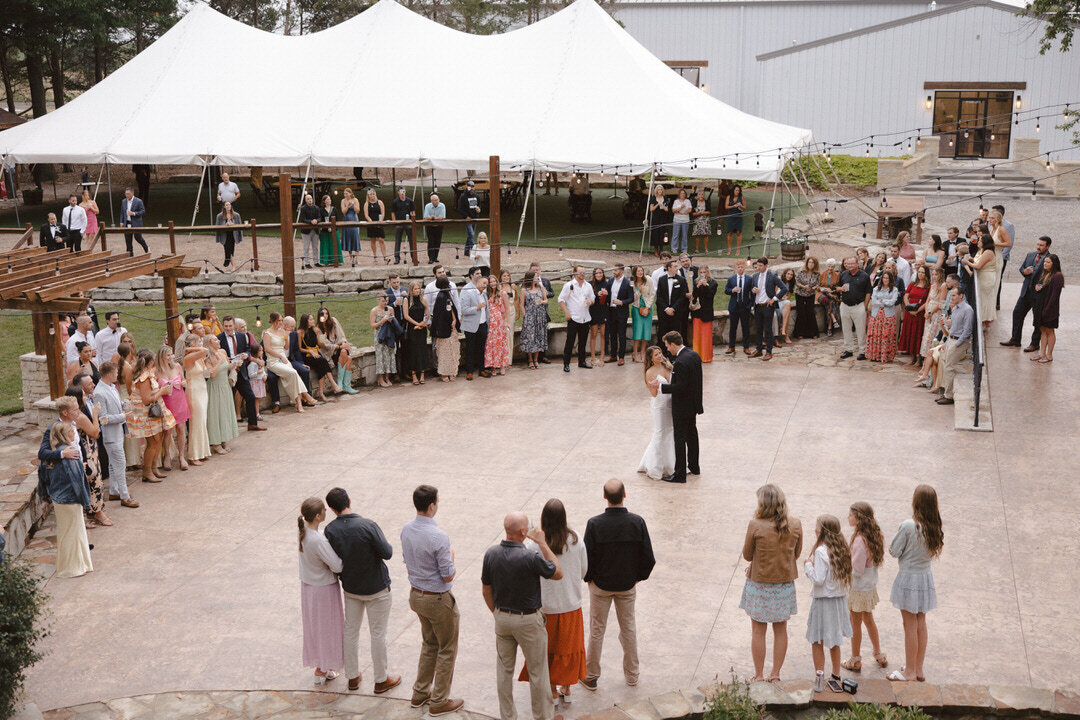 reuben-wedding-teasers-prairie-hill-vineyard-kayxbee-265