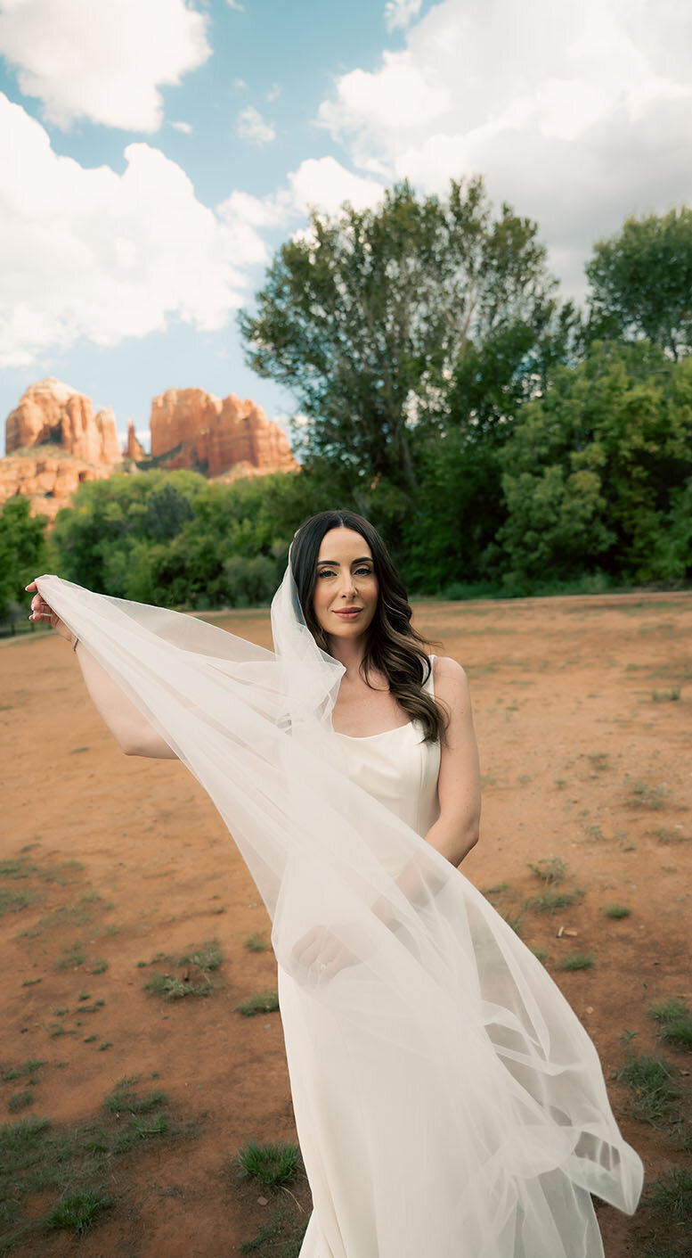 Bride at crescent moon state park in Sedona