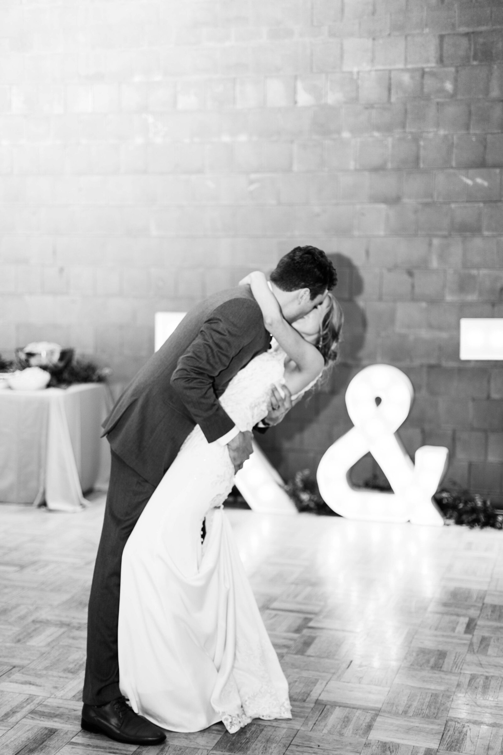 Tyler & Kelsi-Abigail Edmons-Fort Wayne Indiana Wedding Photographer-103