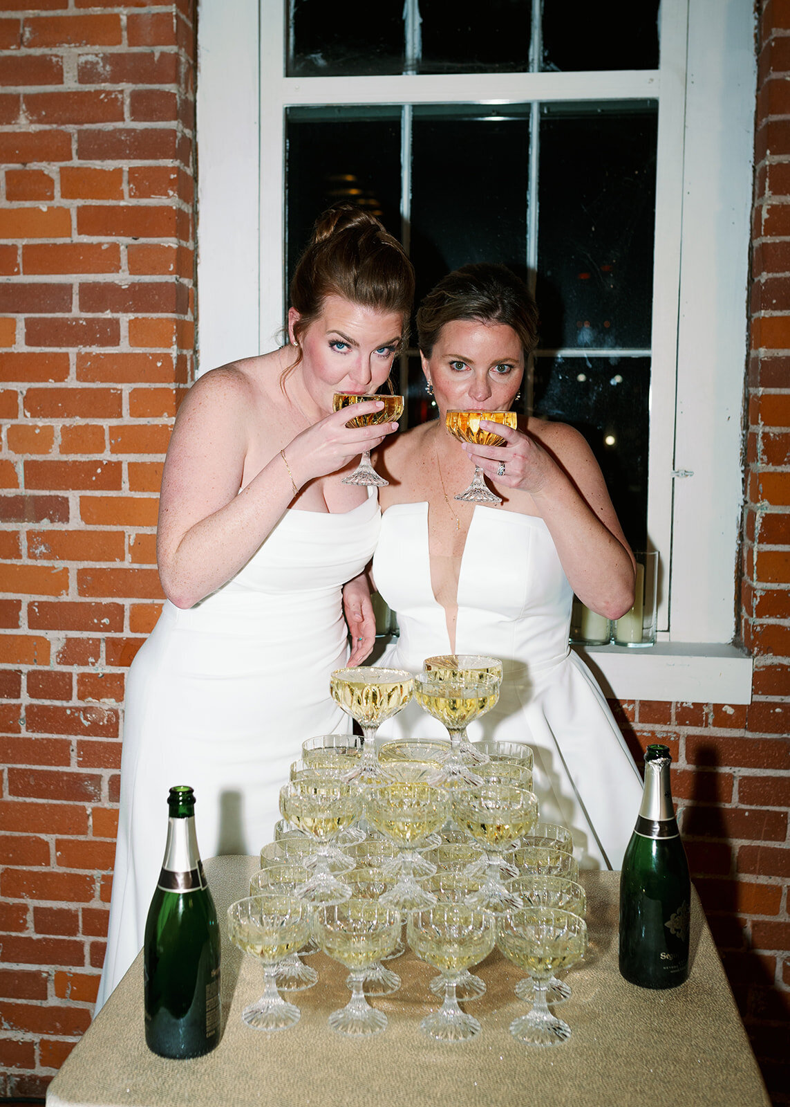 lgbt-wedding-champagne-tower