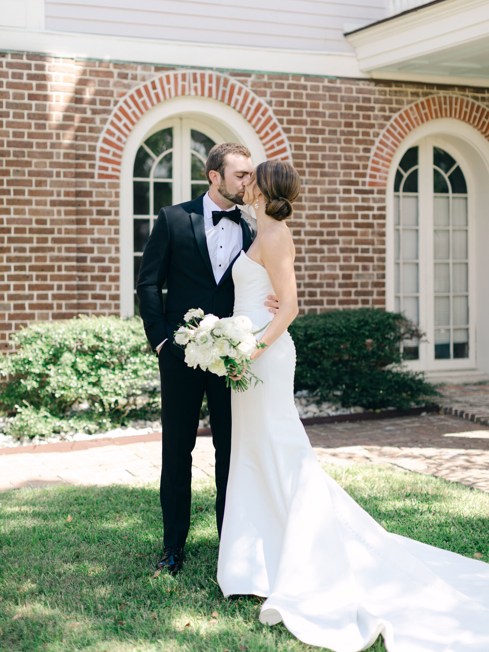2-torianna-brooke-portraiture-patriots-point-golf-course-wedding