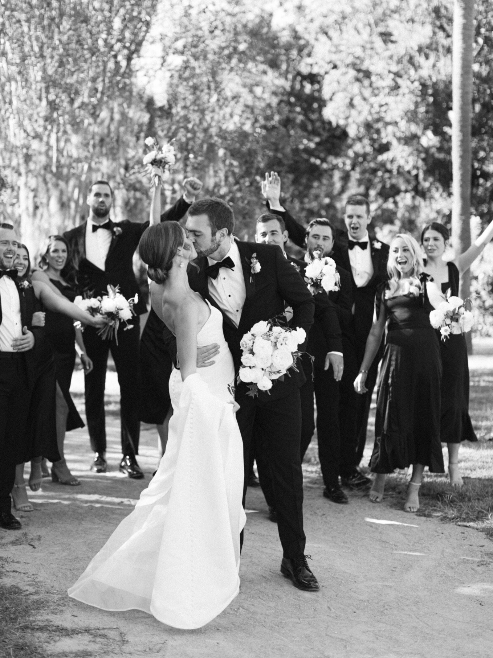 35-torianna-brooke-portraiture-patriots-point-golf-course-wedding