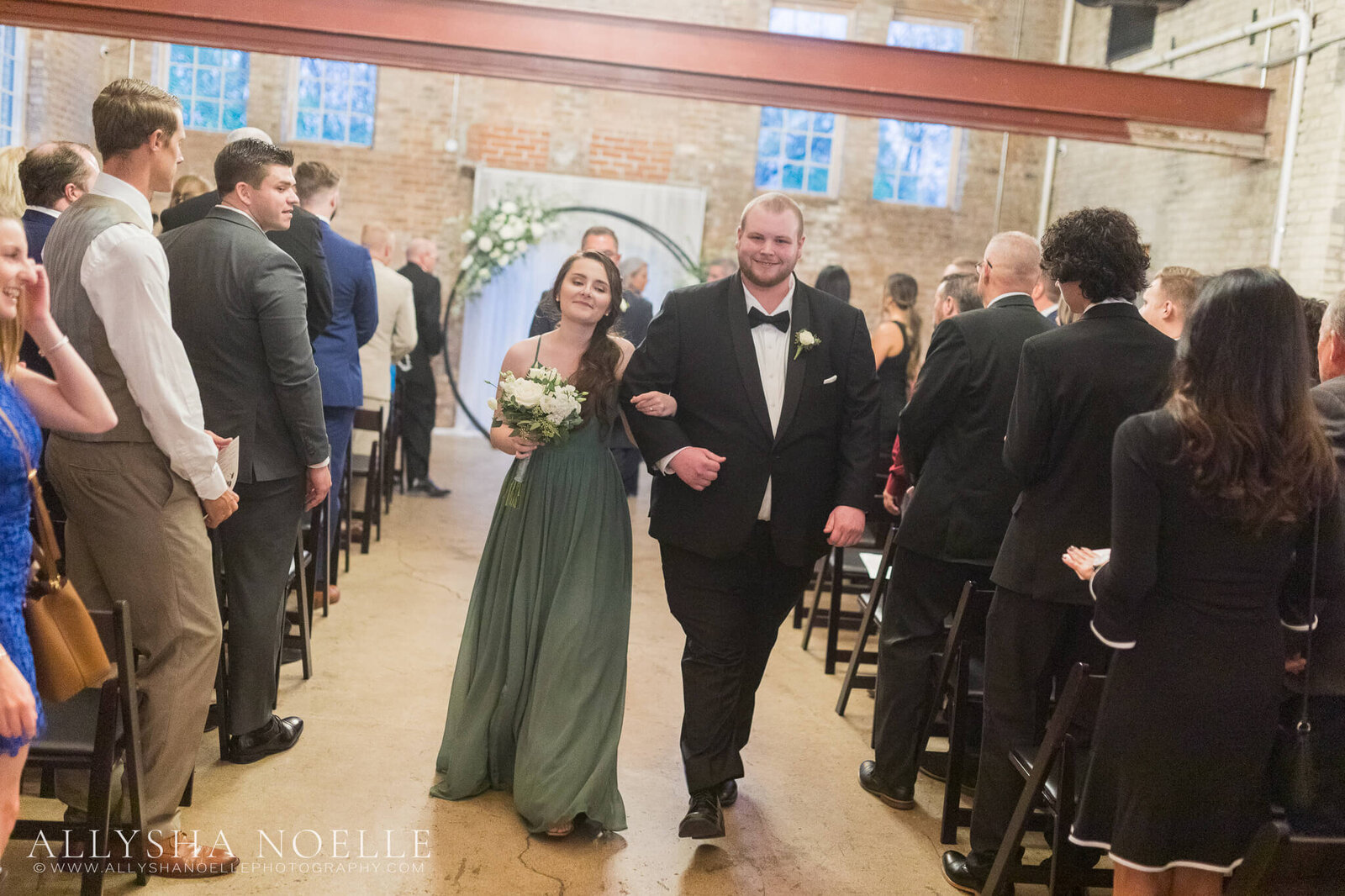 Wedding-at-The-Factory-on-Barclay-in-Milwaukee-0859