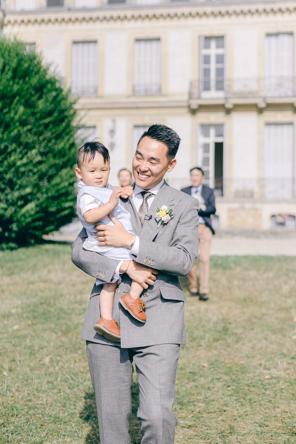 timeless-chic-wedding-chateau-de-santeny-paris-junophoto-047