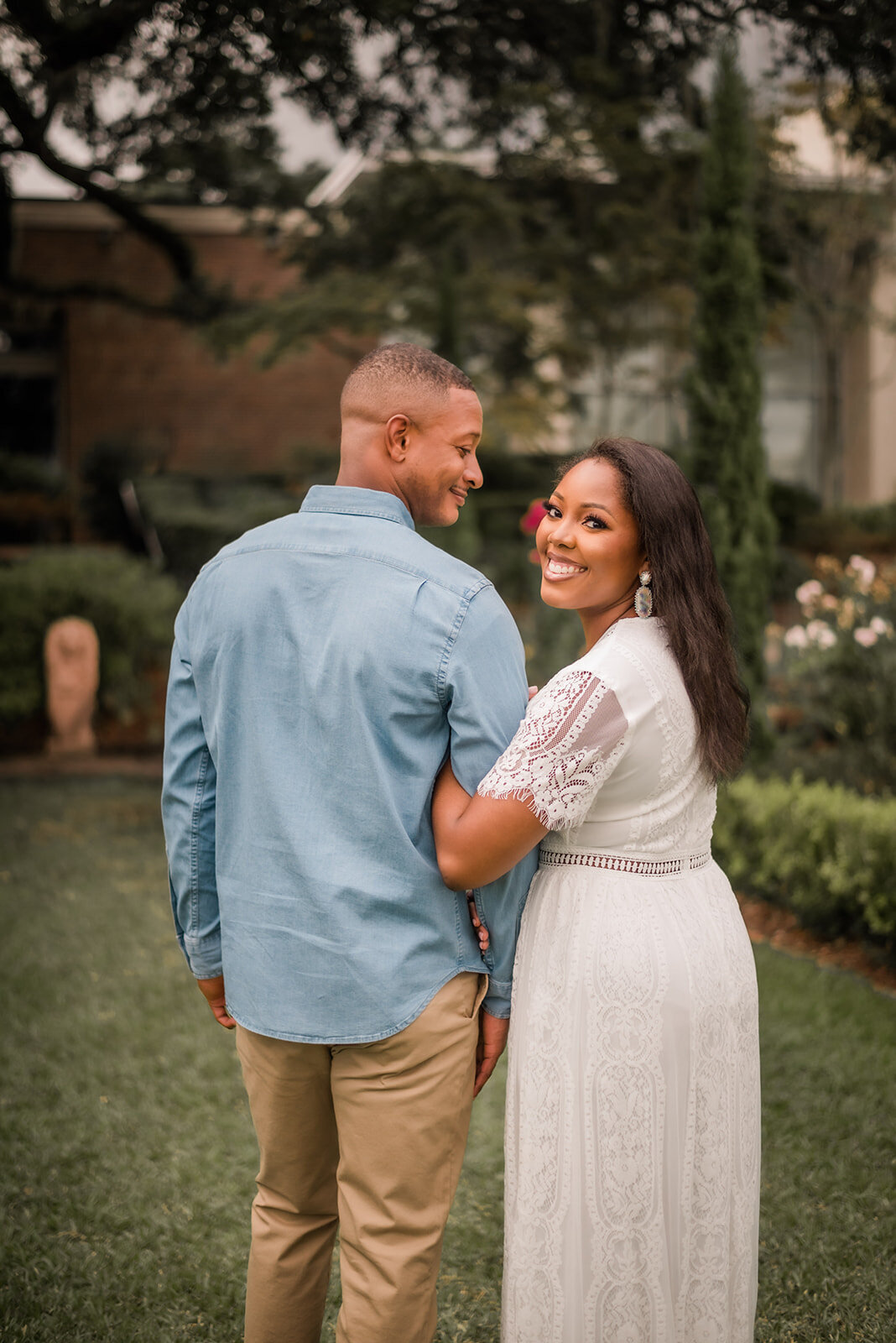 engagement photos Cummer Museum of Art and  Gardens chabeli woolsey photography-157