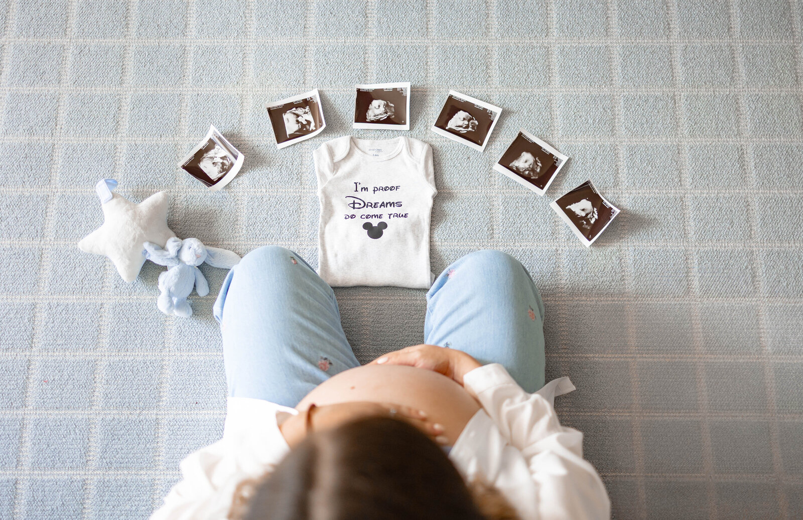 Disney themed Maternity shoot in home