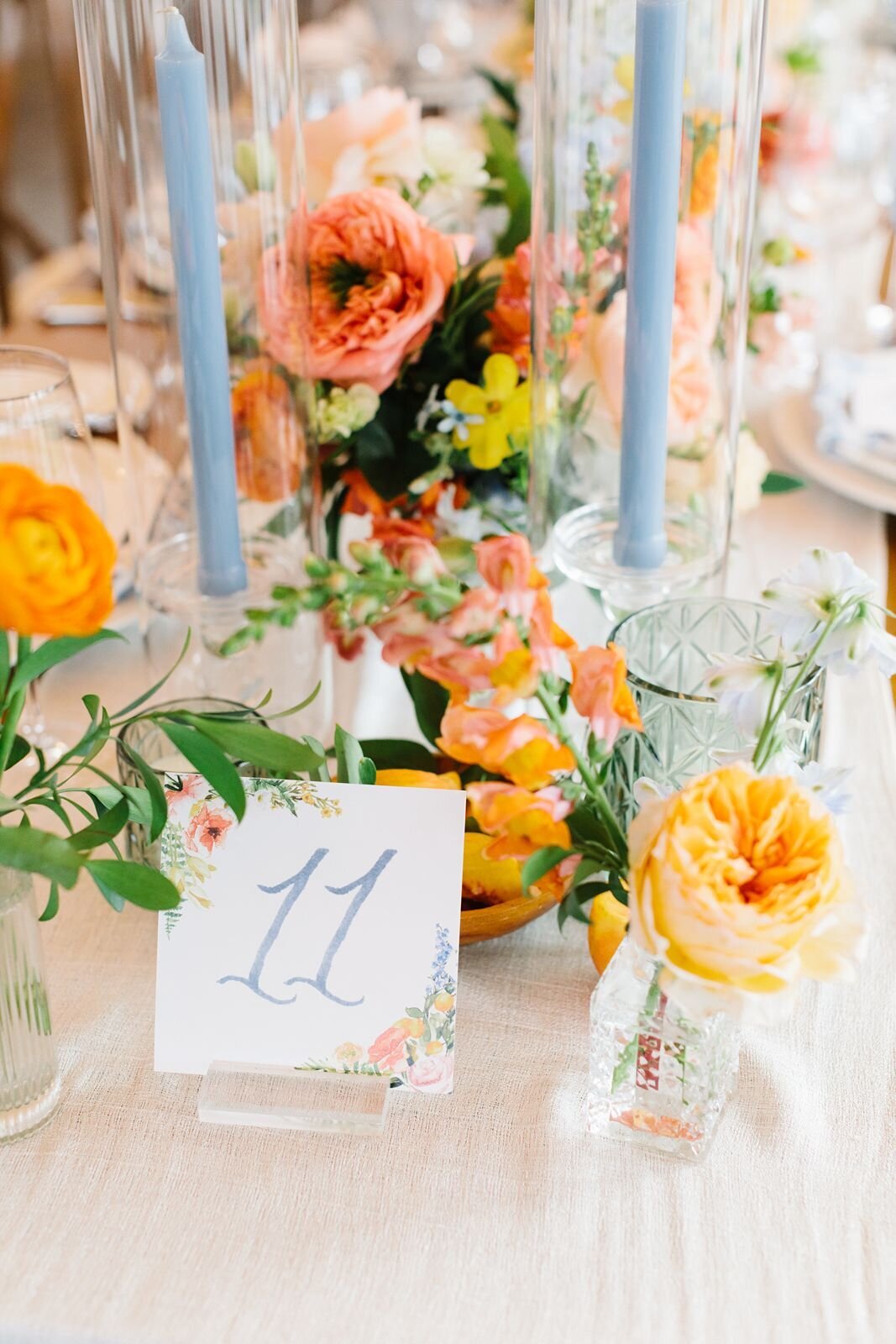 leila-james-events-newport-rhode-island-luxury-wedding-planner-castle-hill-inn-venue-erin-mcginn-wedding-photographer-bright-florals-CH0540 copy