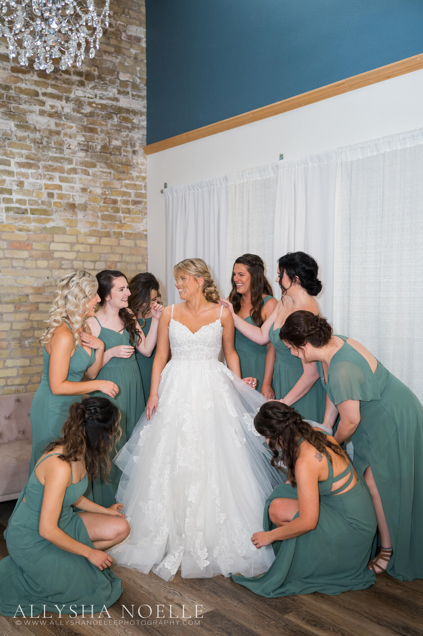 Wedding-at-The-Factory-on-Barclay-in-Milwaukee-0119