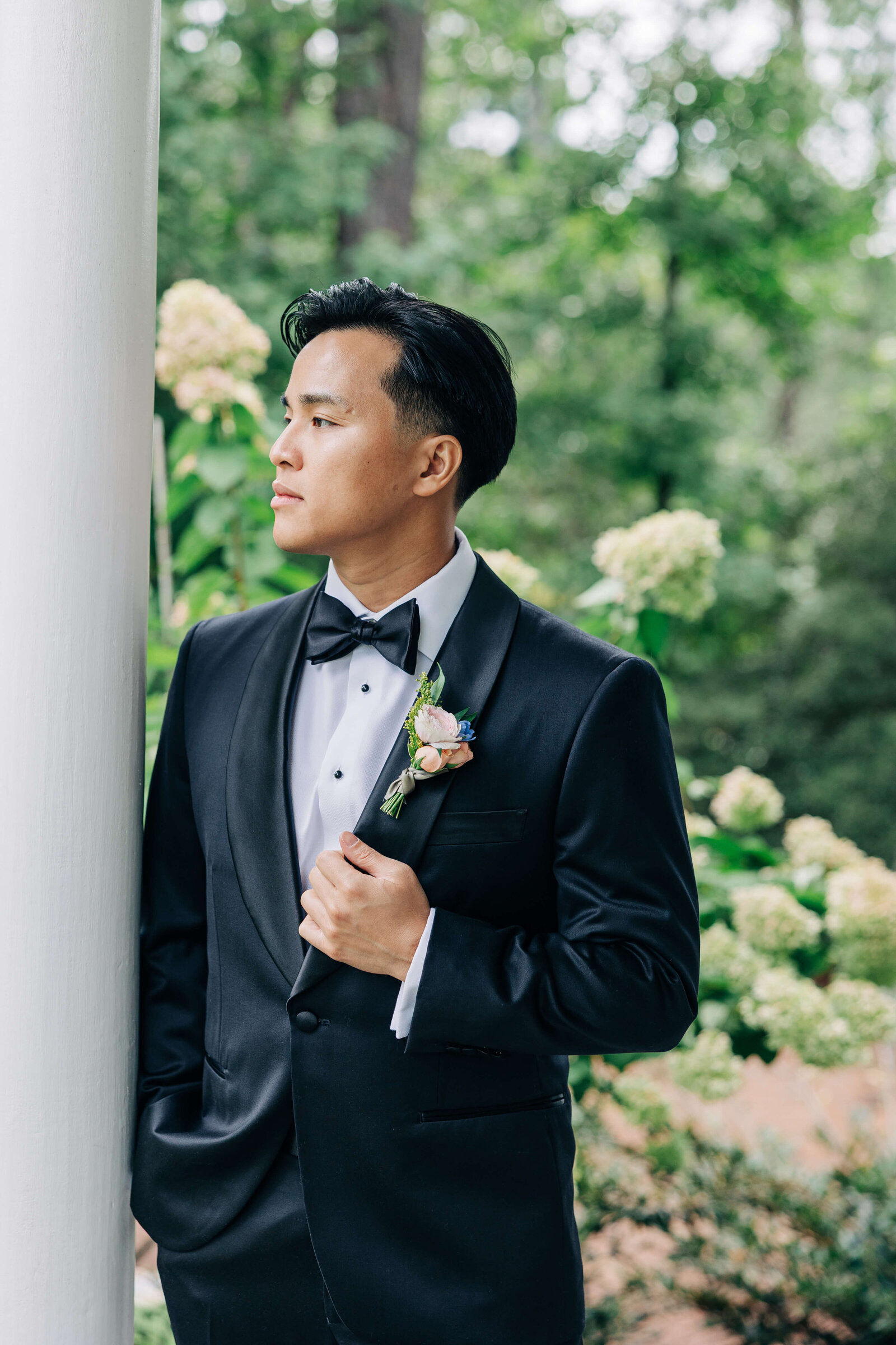 Groom-portrait-The-UpChurch