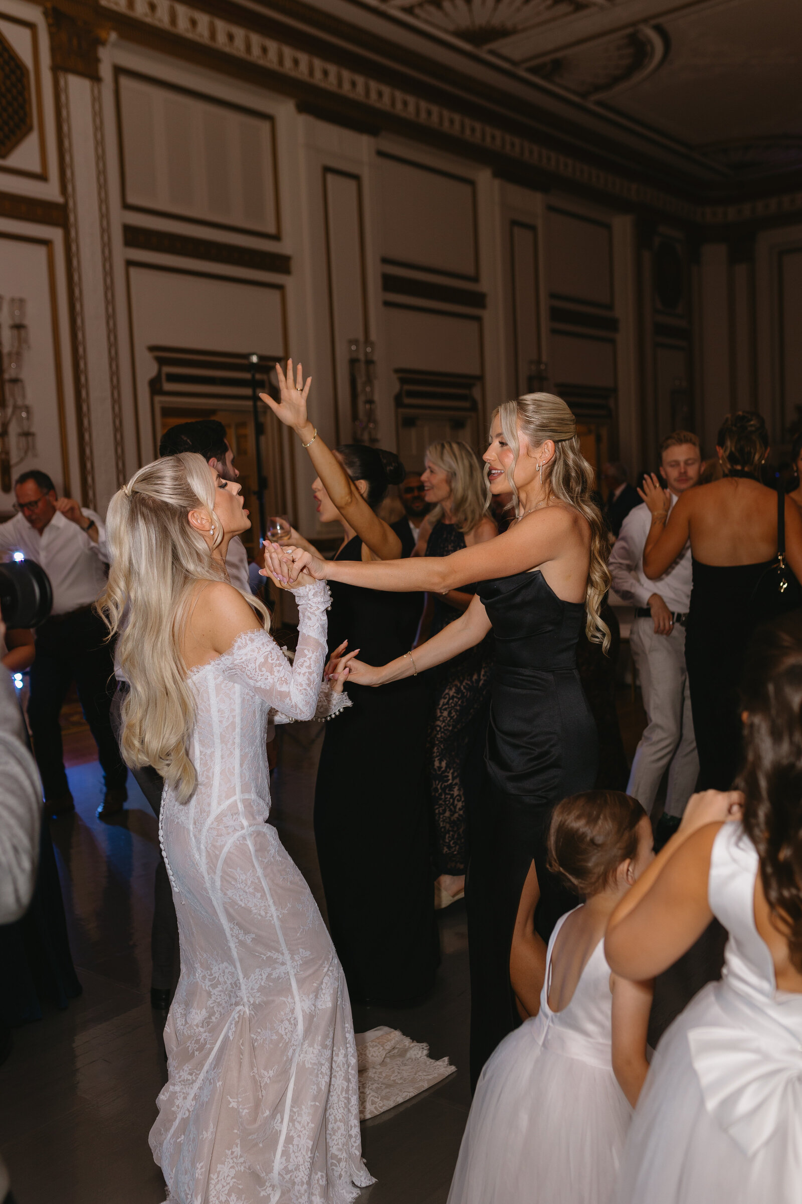 the-fairmont-vancouver-wedding-photographer112