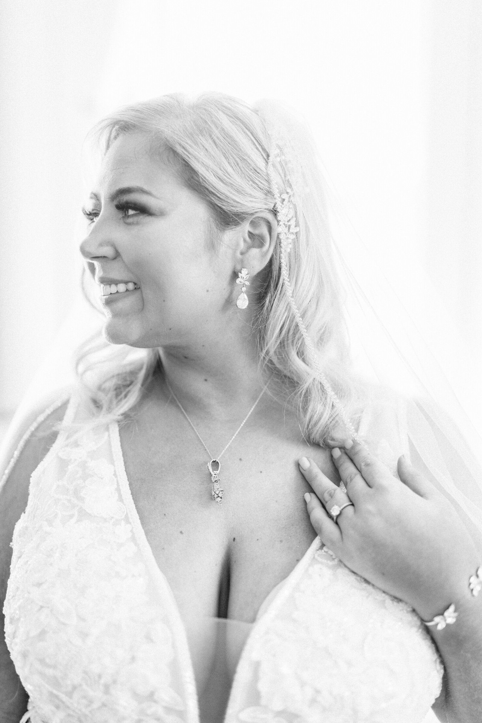 Kaitlin_Harp_Bridals-71