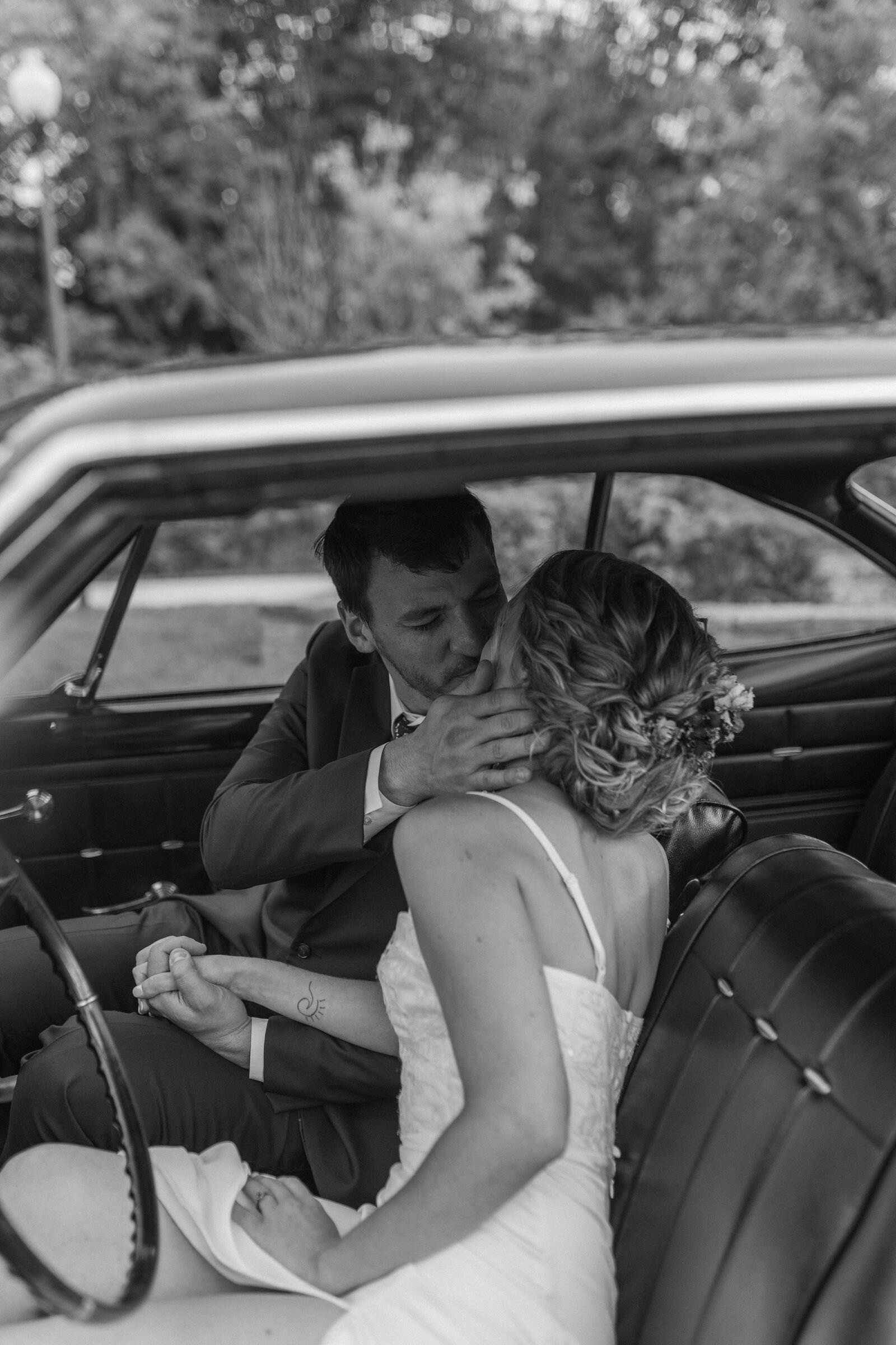 Jessica Frigge Photography is a door county wisconsin wedding photographer