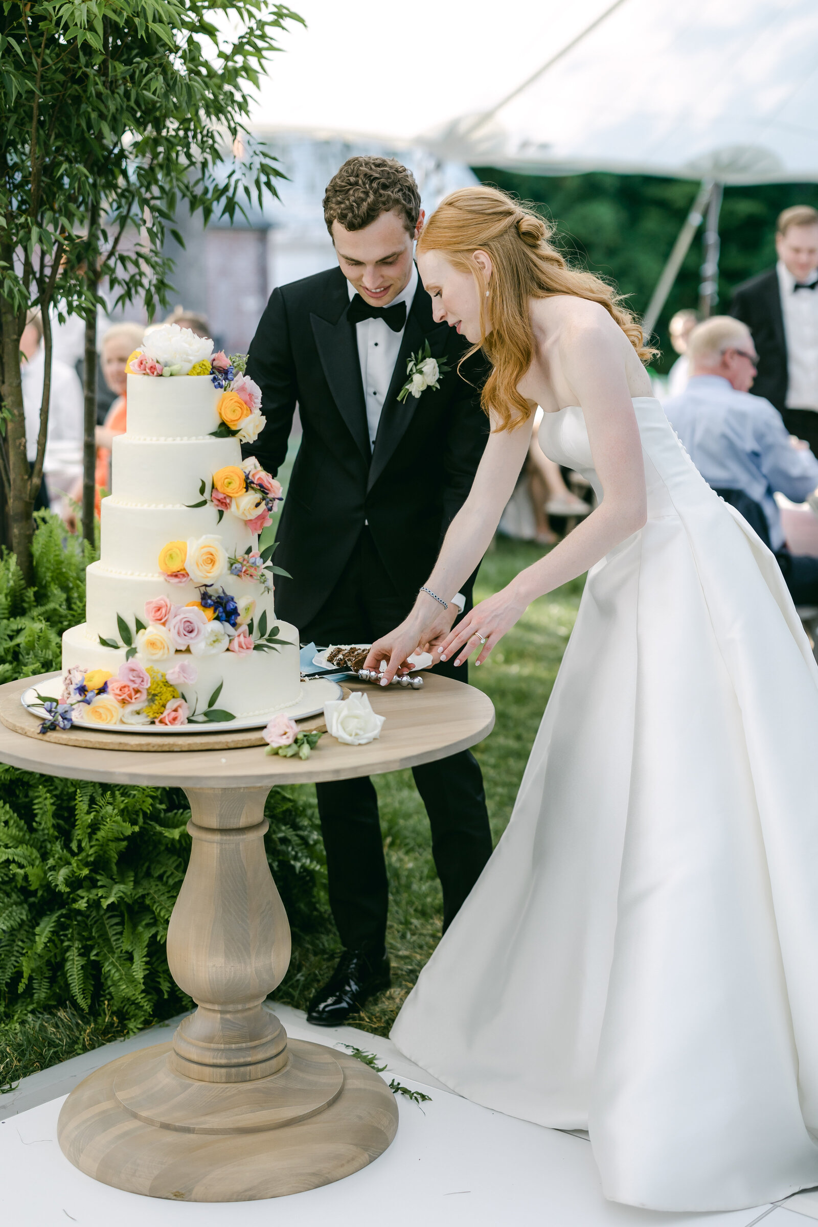 Claire&DavidMeshewaHouseWeddingCincinnatiWeddingKaleighTurnerPhotography-104