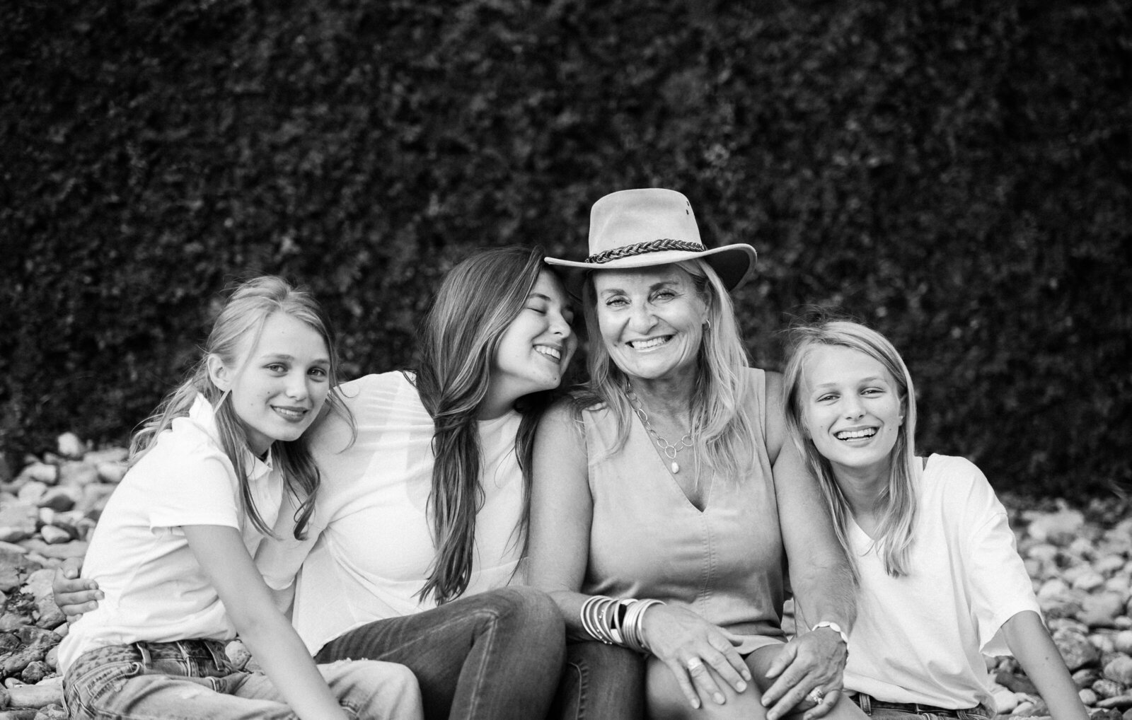 Page Girls -1