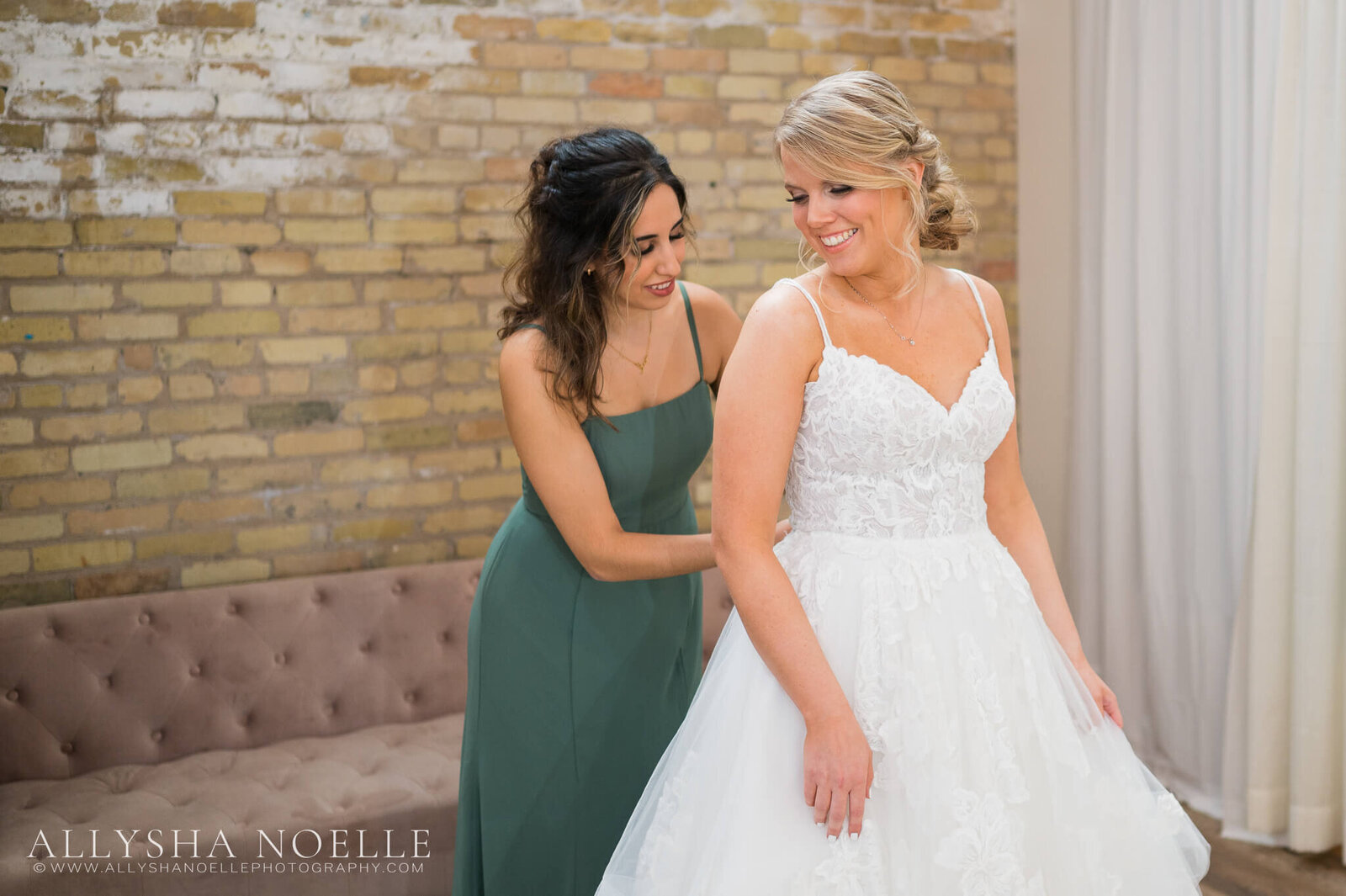 Wedding-at-The-Factory-on-Barclay-in-Milwaukee-0052