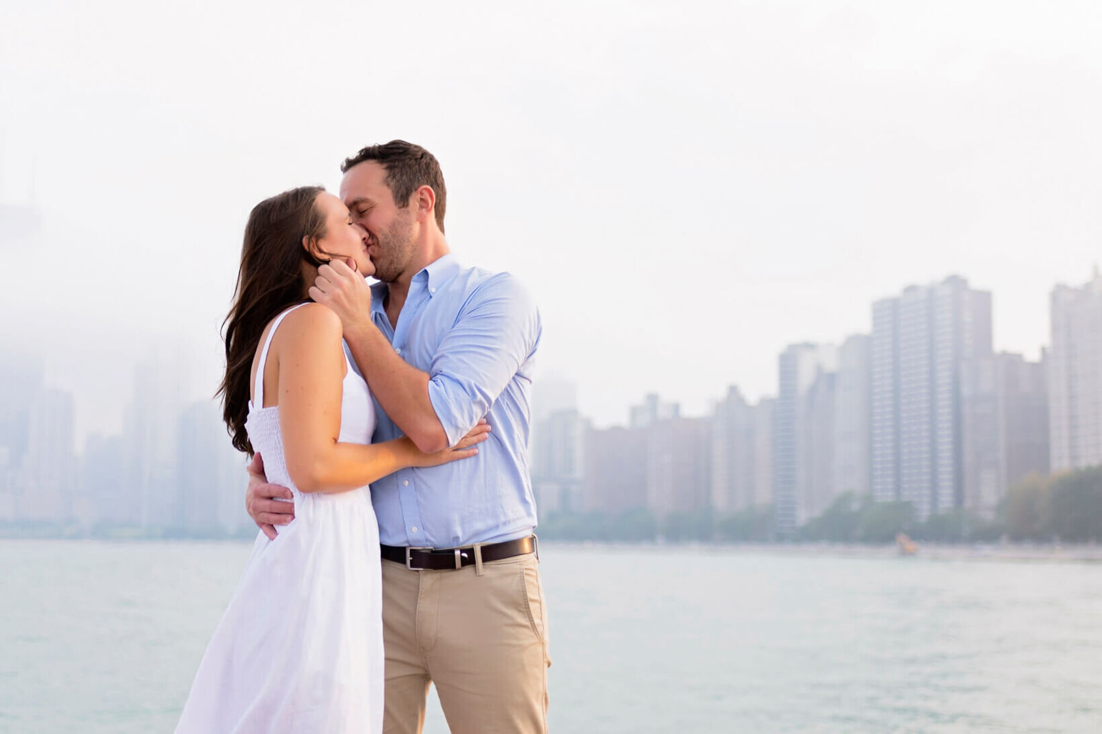 Downtown-Chicago-Engagement-Photos-77