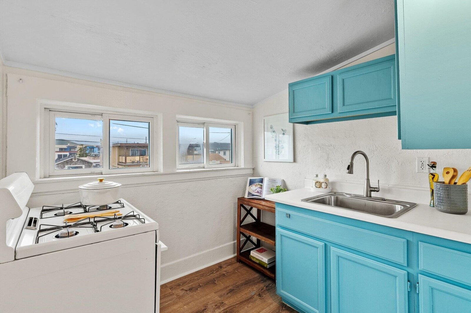 mls30_michael-jimenez-pacifica-real-estate-agent-homes-for-sale-adu-kitchen