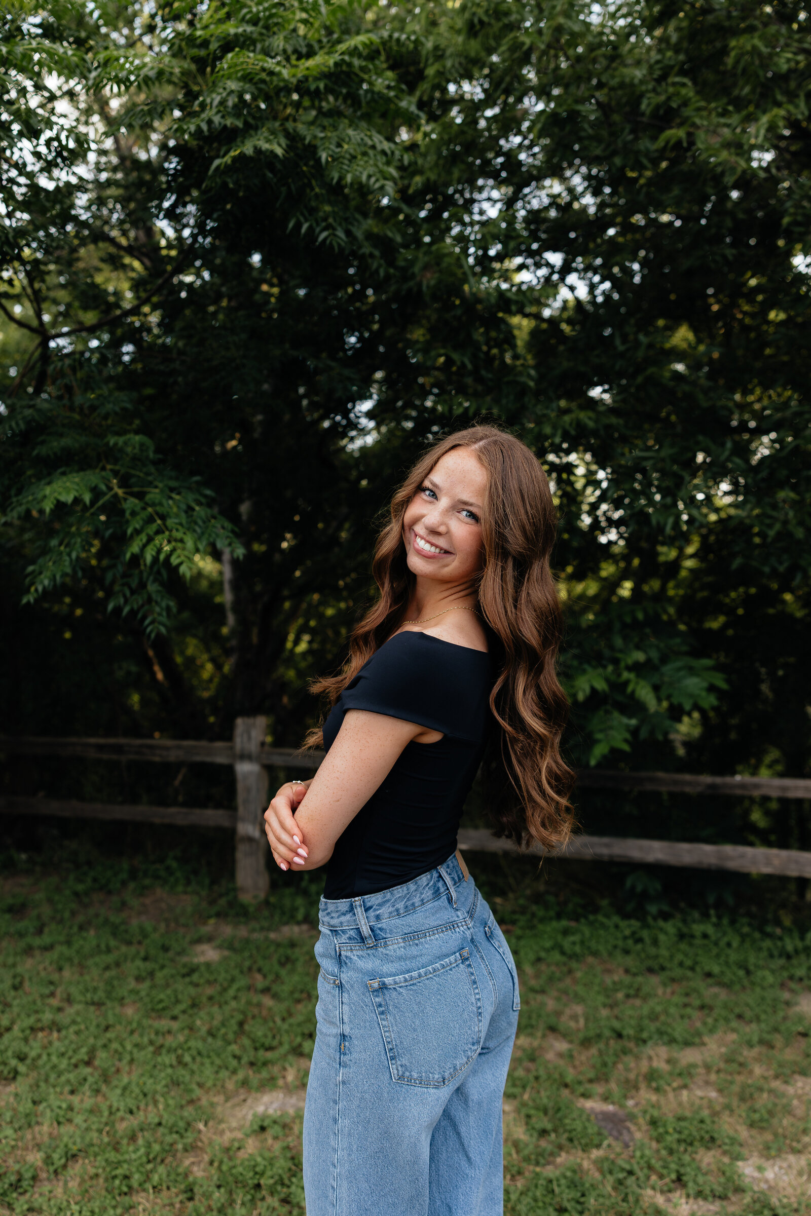 Vibrant and true-to-color senior portraits captured in Fort Worth by Lexi Rae Photo, now based on Oahu
