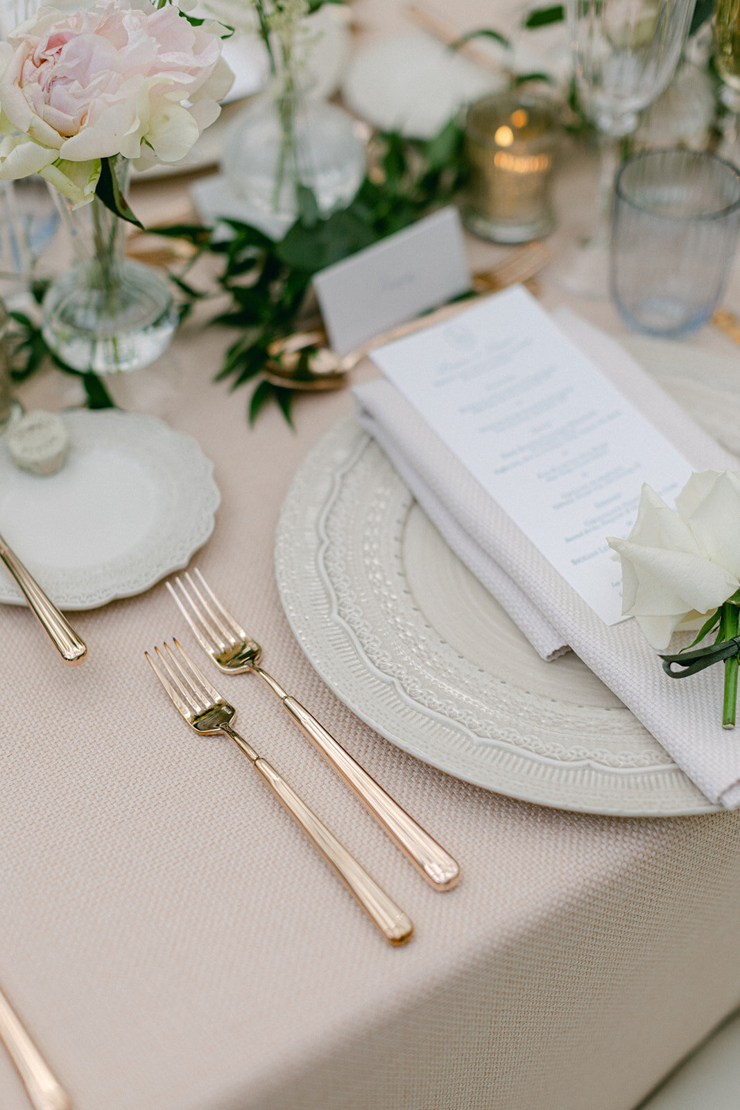 leanne-james-wedding-reception-room-details-philippa-sian-photography-18