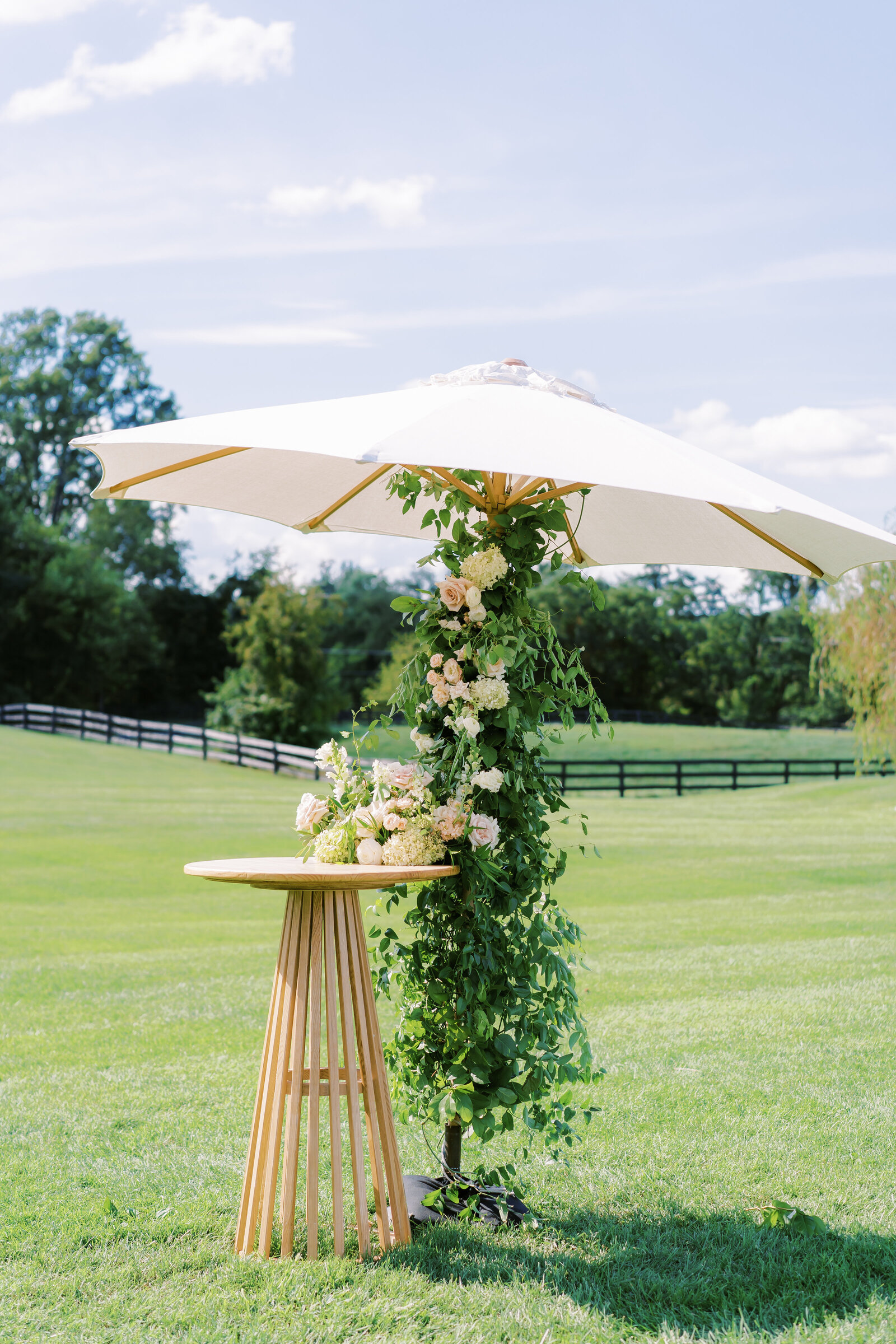 CocktailHr_KCWedding_MaddyWilliamsPhotography-3