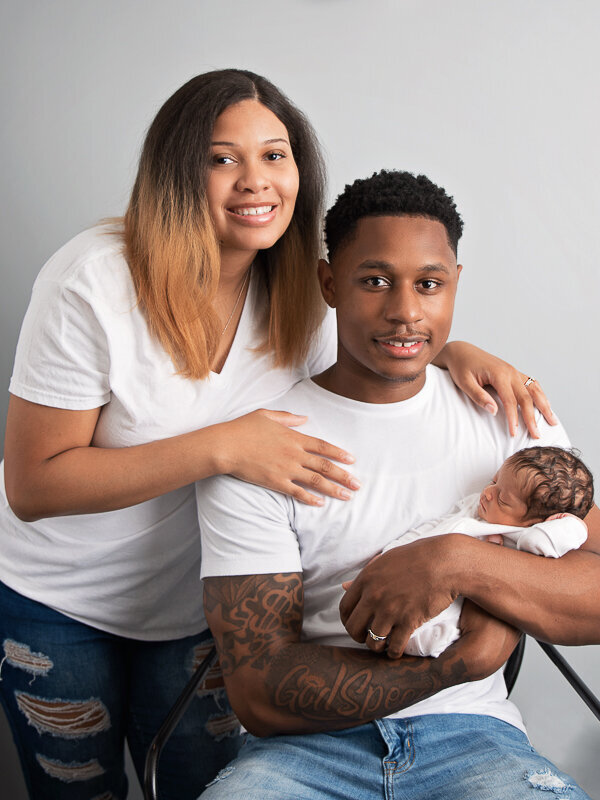 East Brunswick NJ Family Photographer Newborn Family White Shirts and Jeans