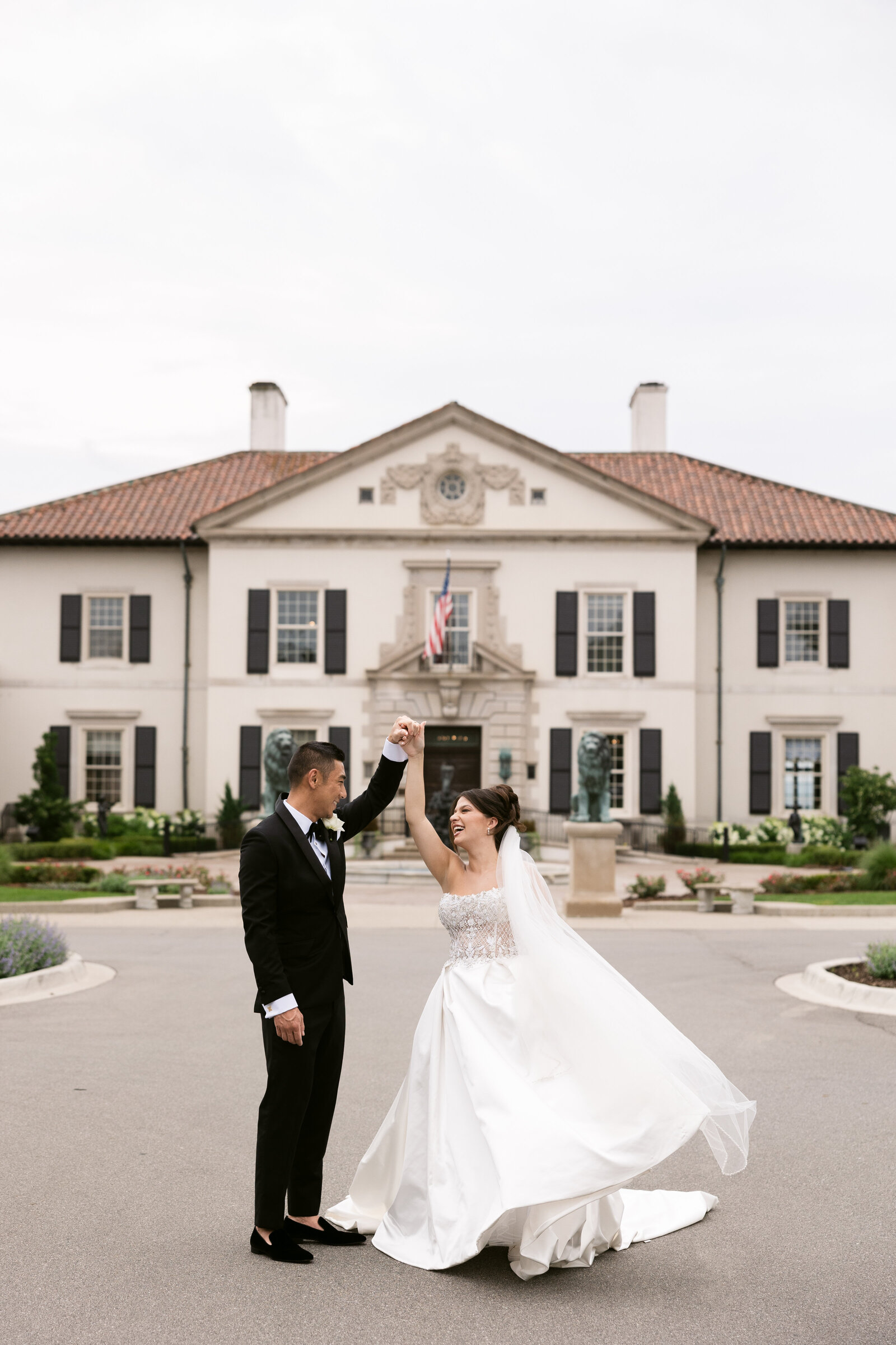 K. E. Rogers Photography War Memorial Wedding Grosse Pointe Michigan