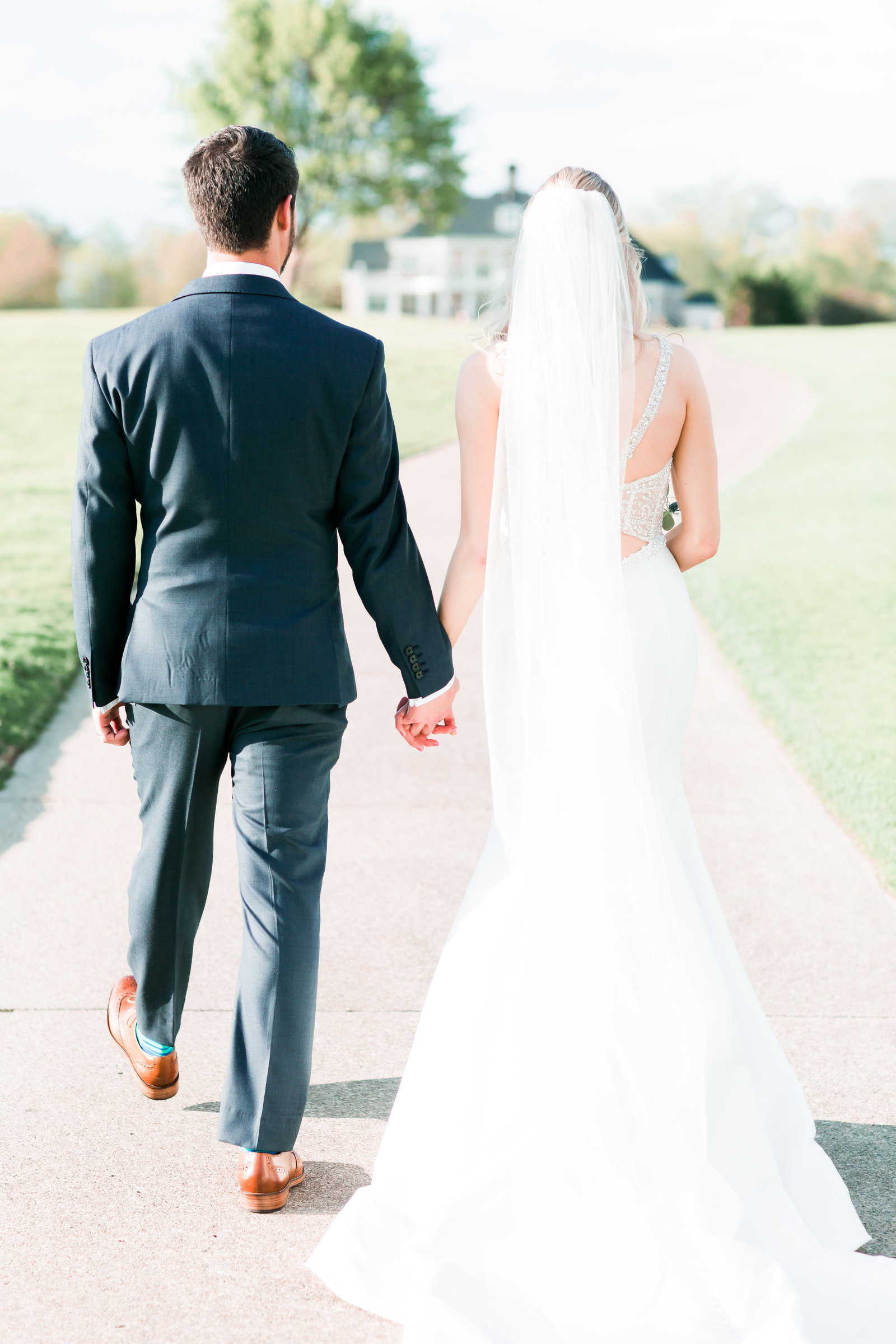 Two Rivers Country Club Classic Spring Wedding by Elizabeth Friske Photography-30