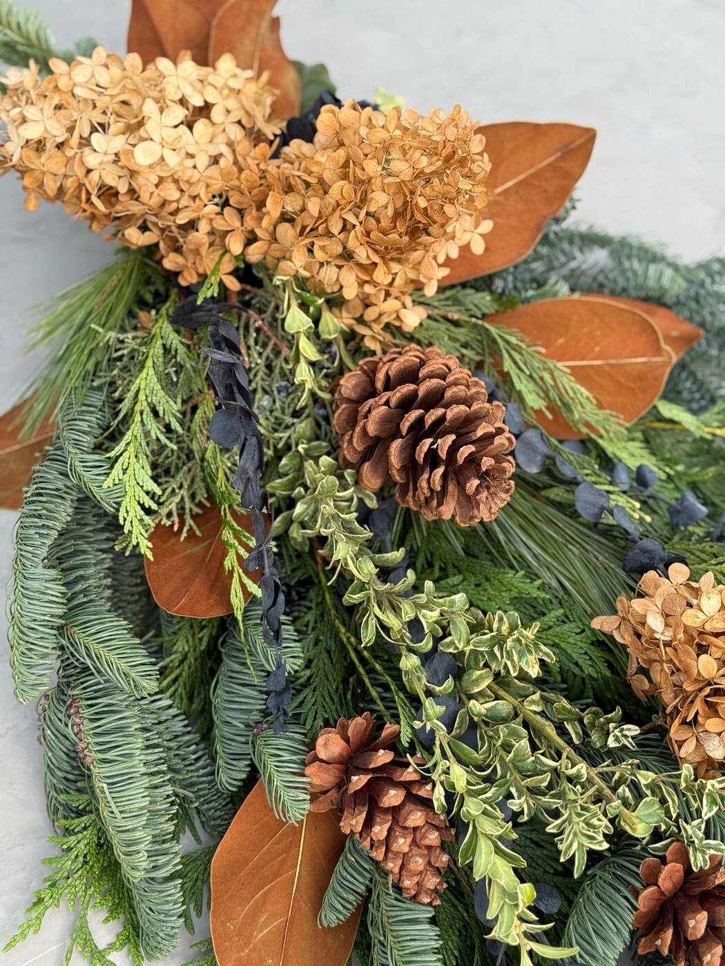 Noblesville Live Christmas Wreath - Sweet Peas Flower Farm 07