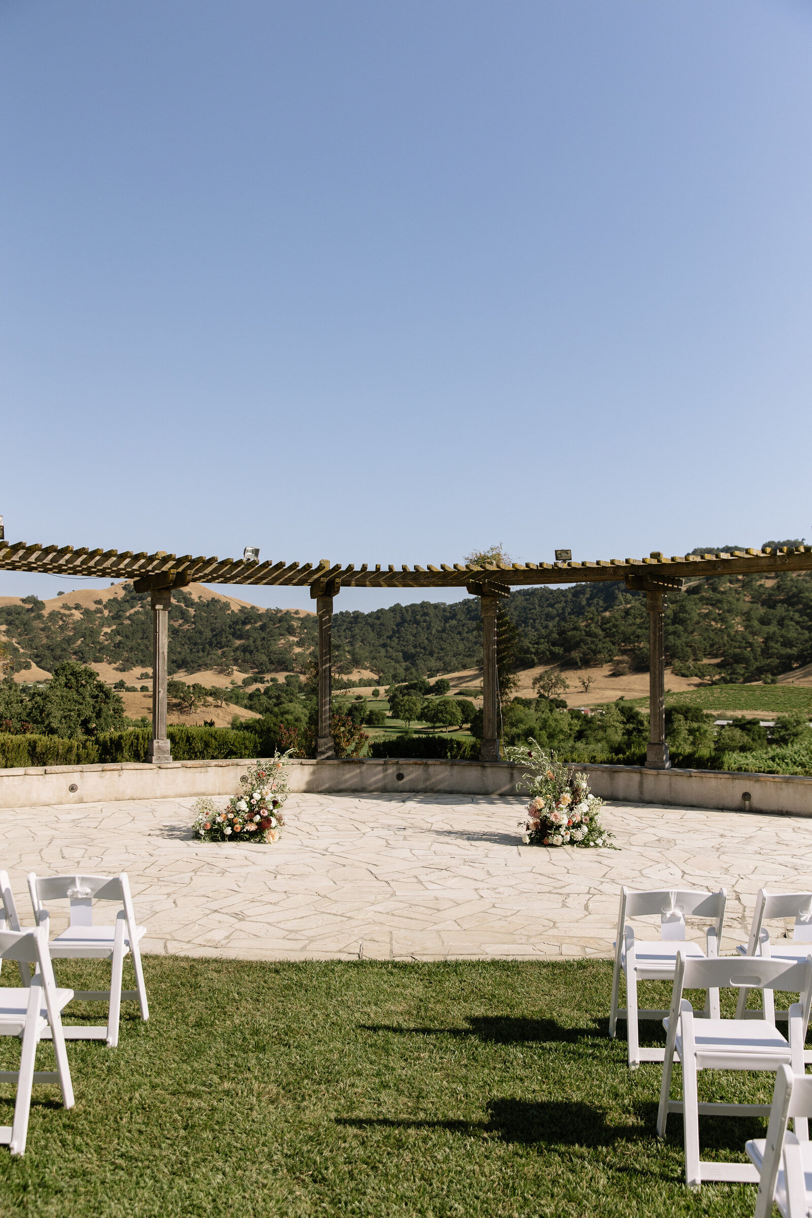 Wedding ceremony aisle taken by Erica Rochelle Photography, wedding photographer Northern California