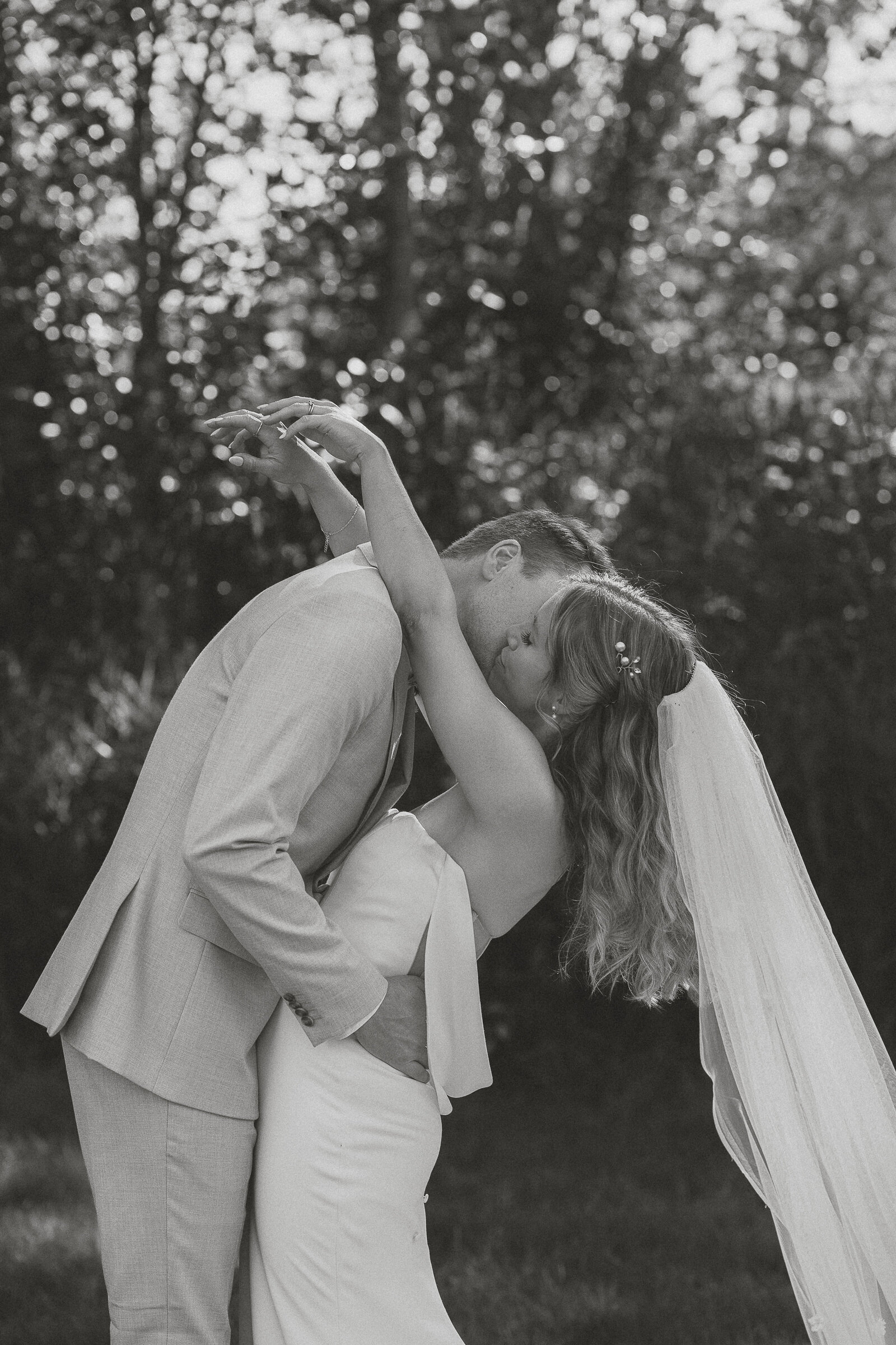 AD-wedding-comox-2025-latitude 49 photography-couples portraits-00252-B&W